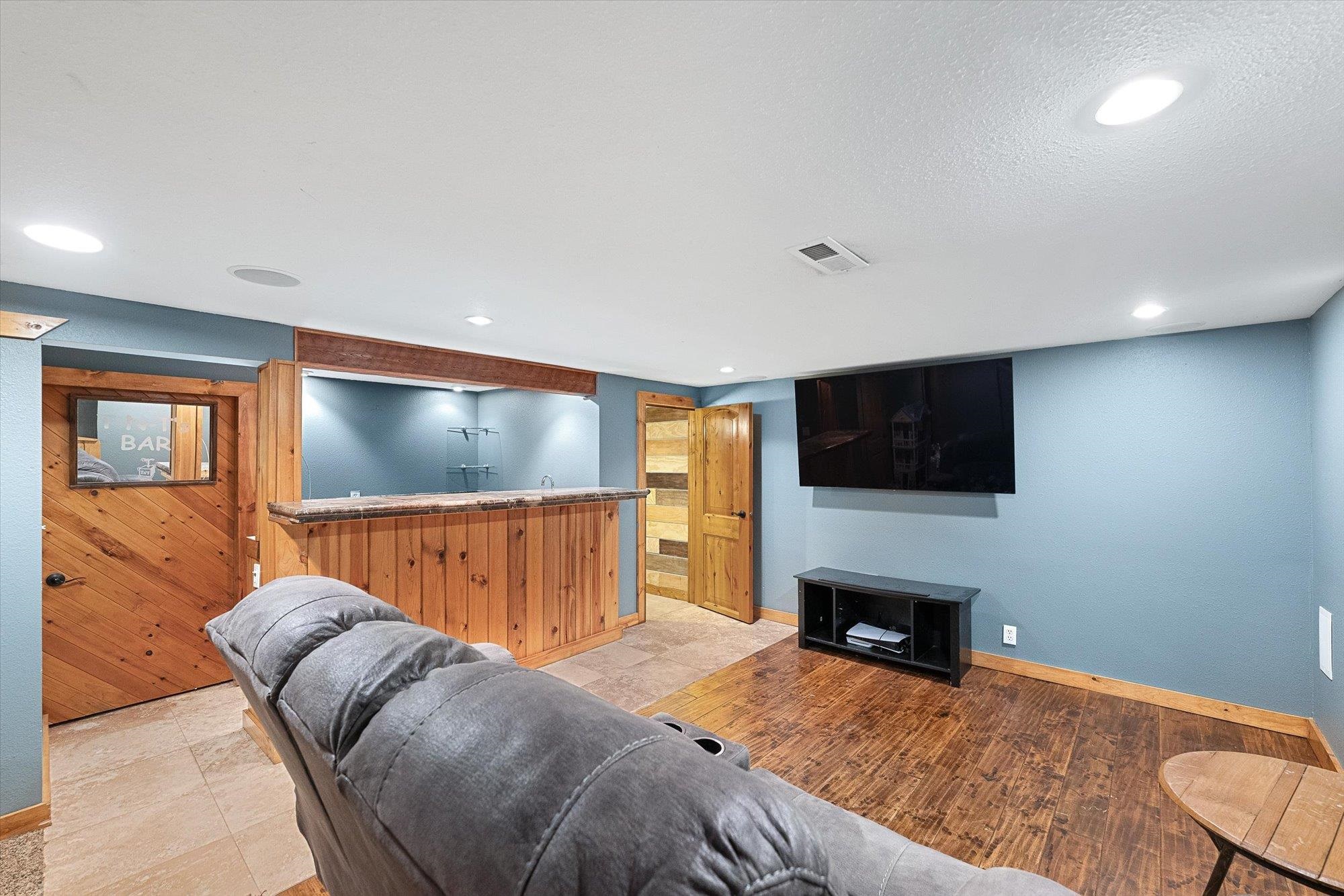 15217 E 16th Ave - Photo 23
