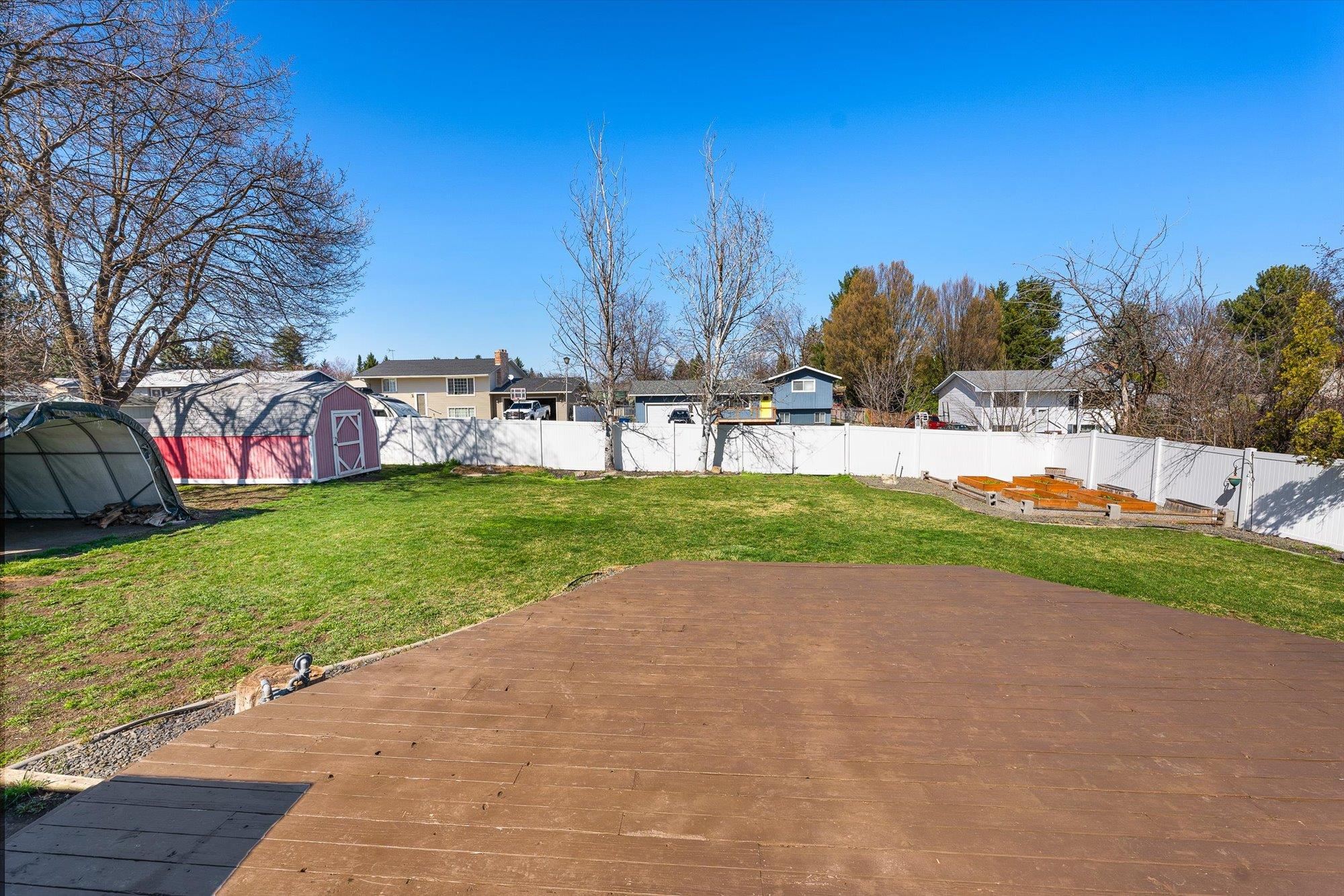 15217 E 16th Ave - Photo 32