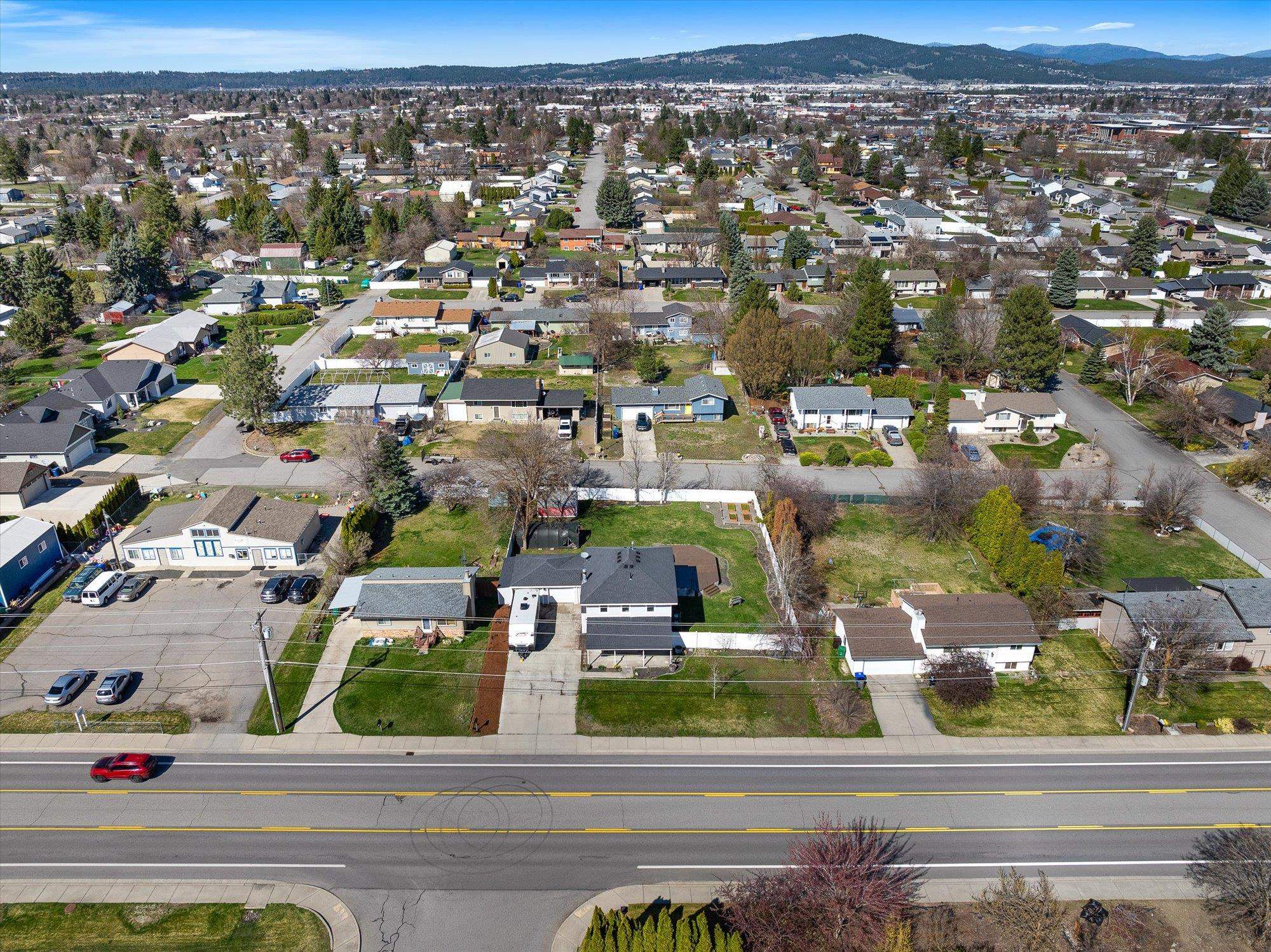 15217 E 16th Ave - Photo 40