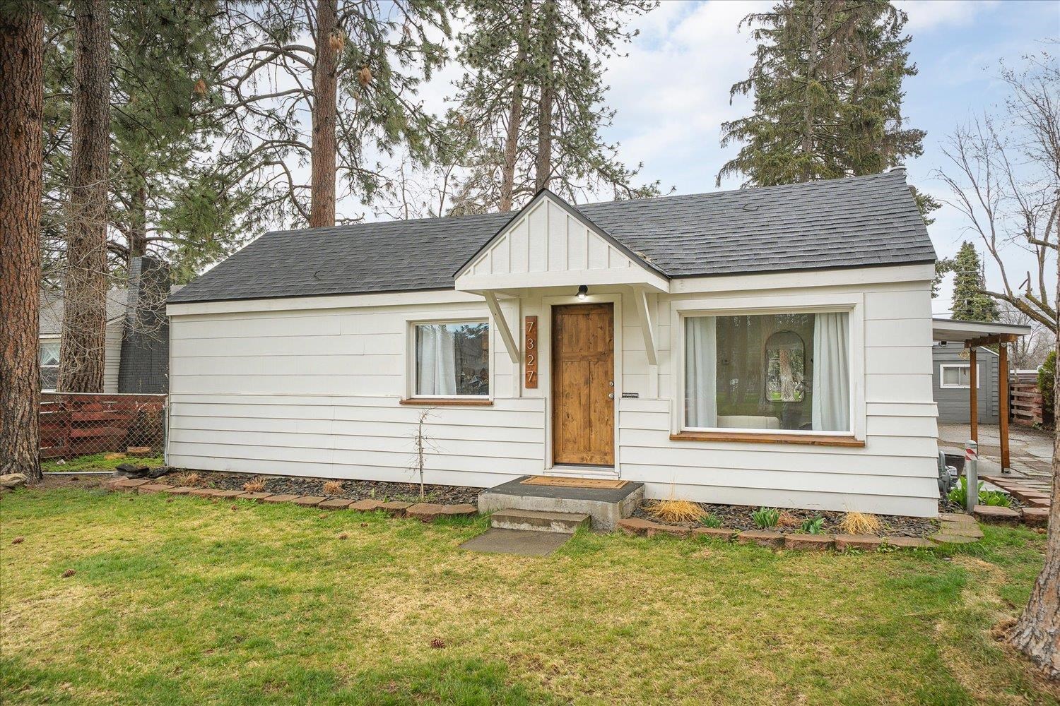 7327 E 6TH Ave - Photo 1