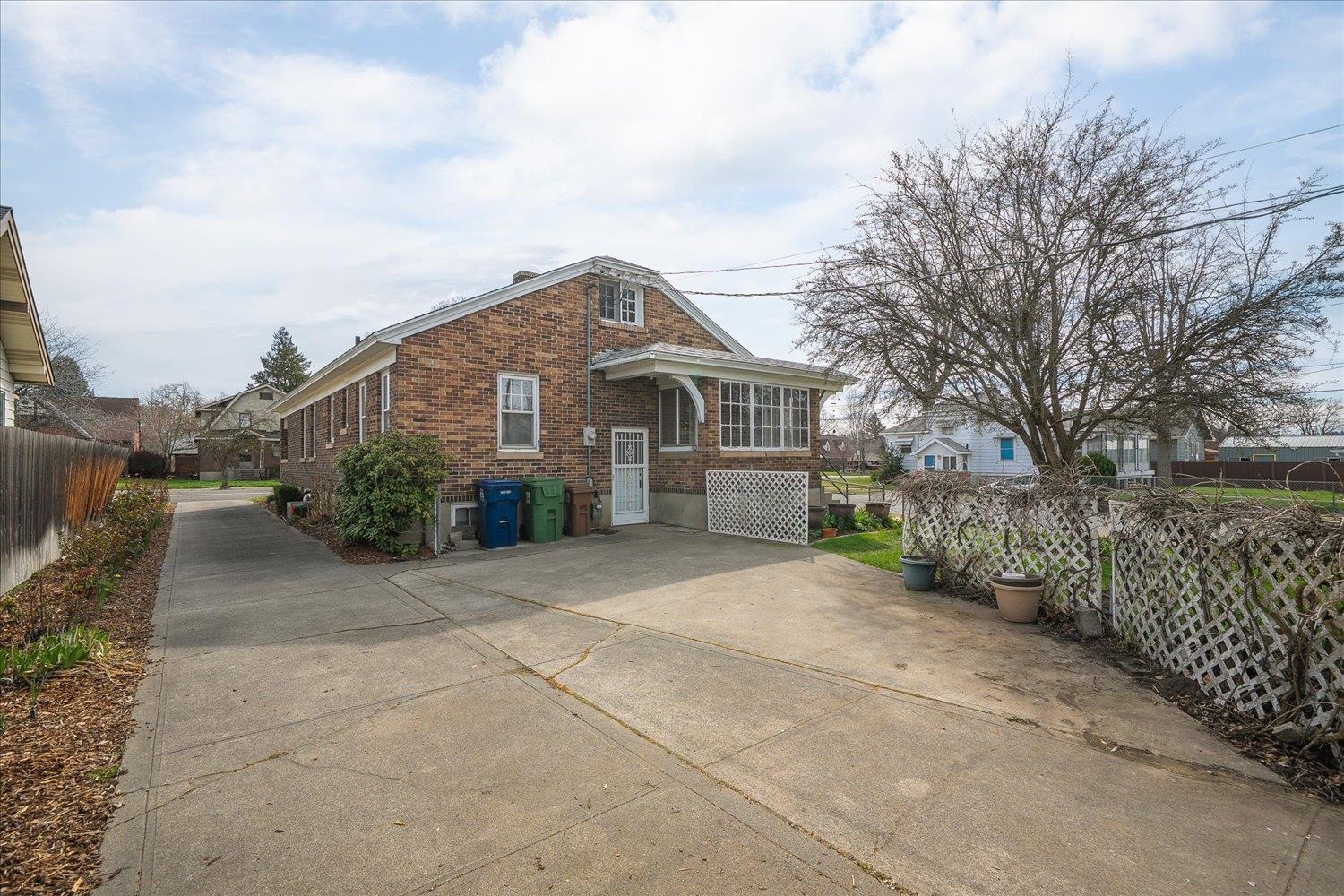2501 N HOWARD St - Photo 5