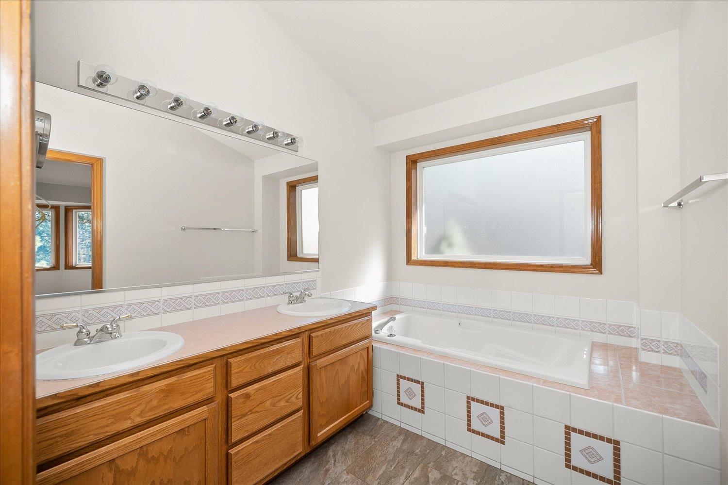 2102 E Dunbar Ln - Photo 15