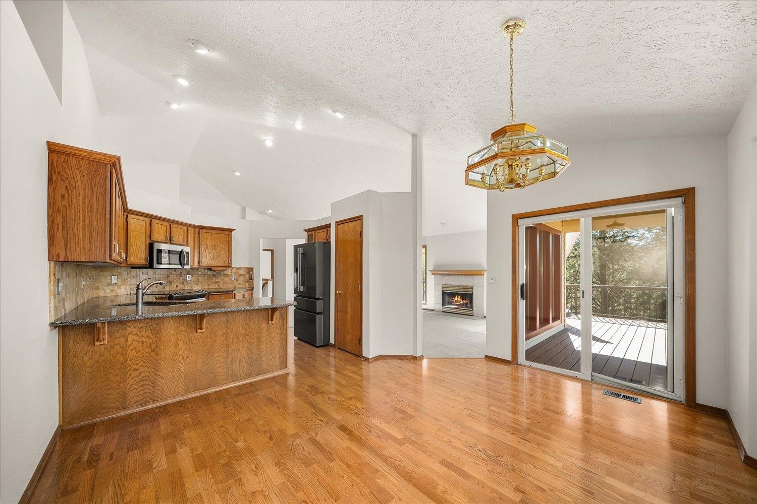 2102 E Dunbar Ln - Photo 8