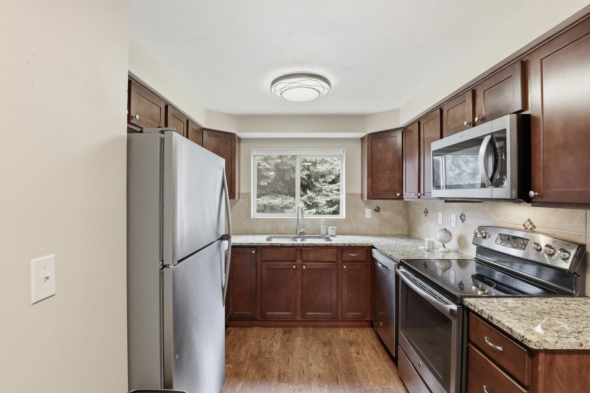 639 N Riverpoint Blvd - Photo 18