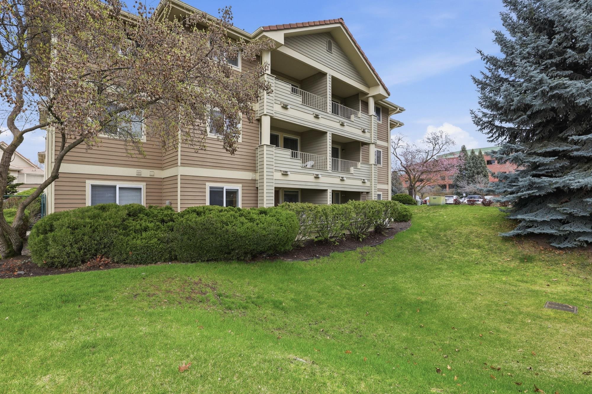 639 N Riverpoint Blvd - Photo 37