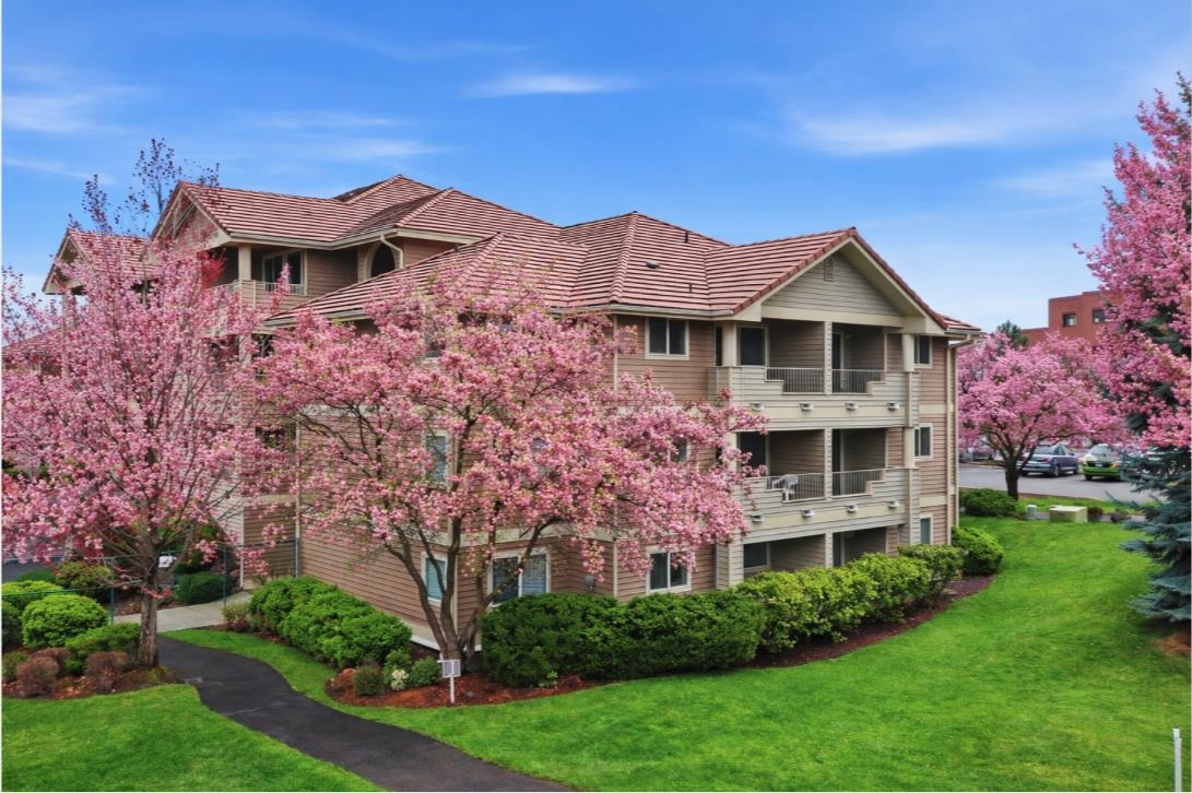639 N Riverpoint Blvd - Photo 44