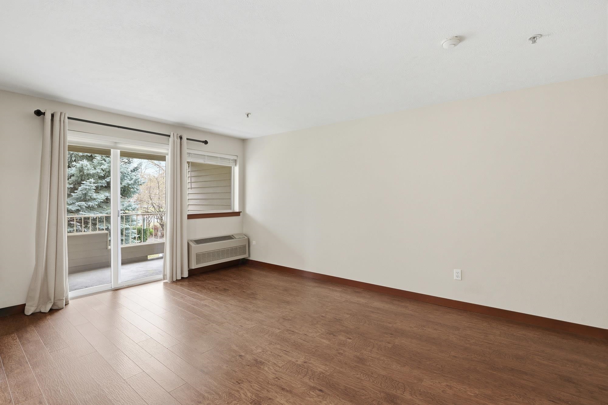639 N Riverpoint Blvd - Photo 9