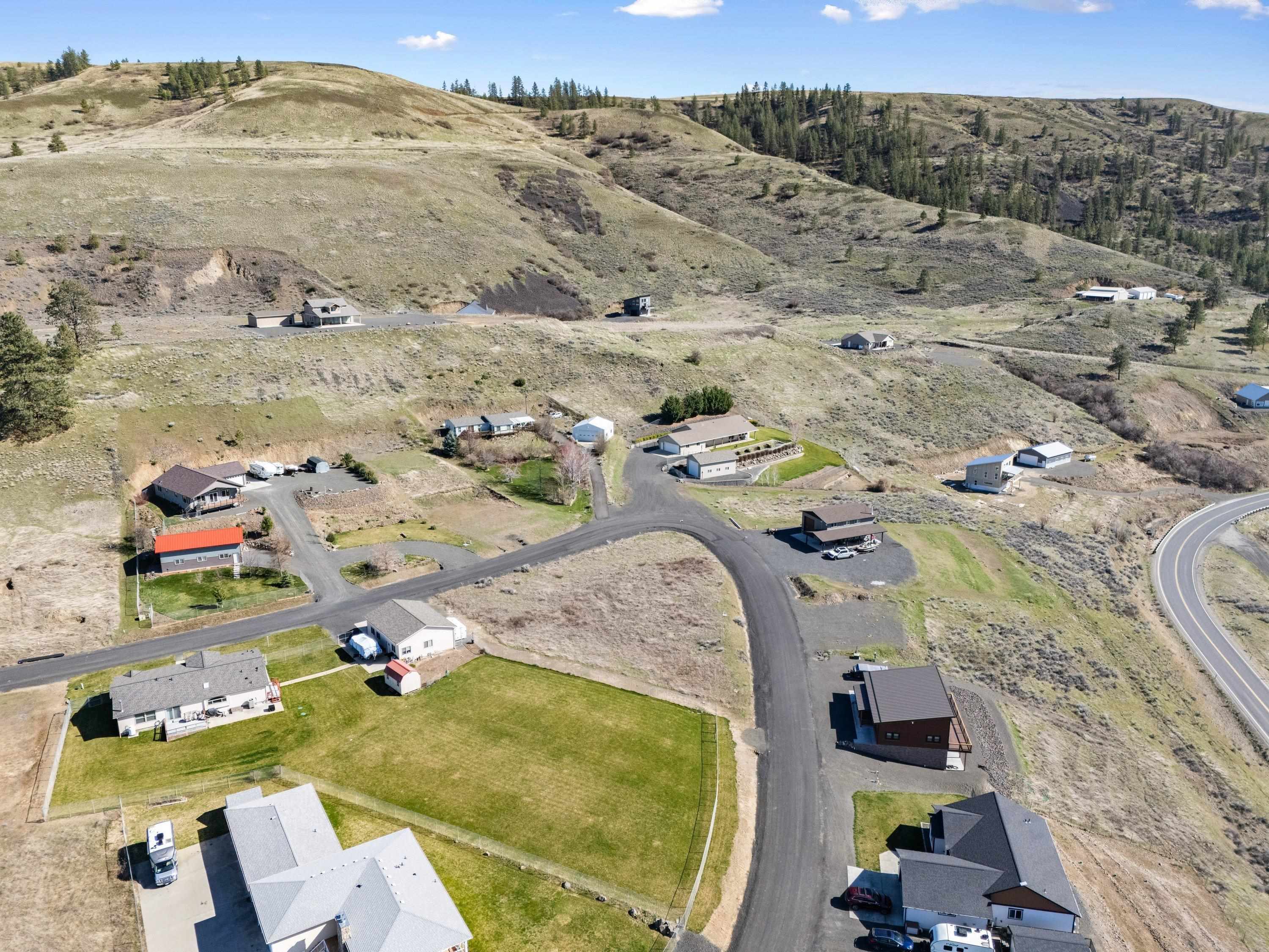 40861 Hillside Dr N - Photo 5