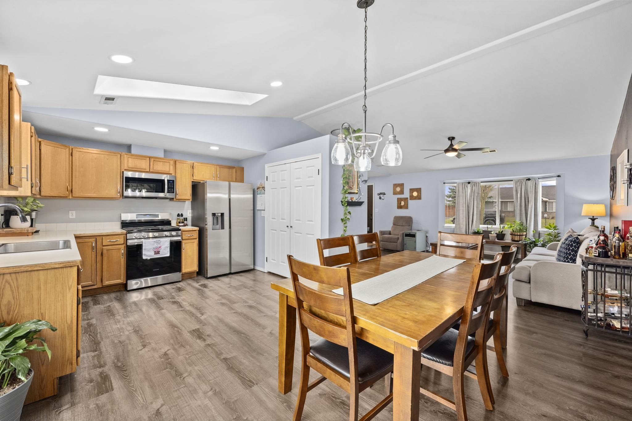 1011 S Campbell St - Photo 12