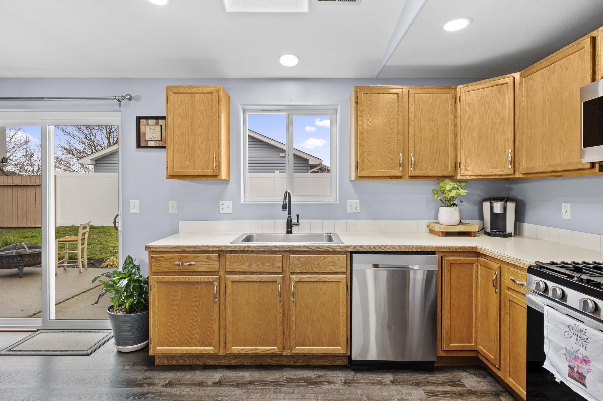 1011 S Campbell St - Photo 15