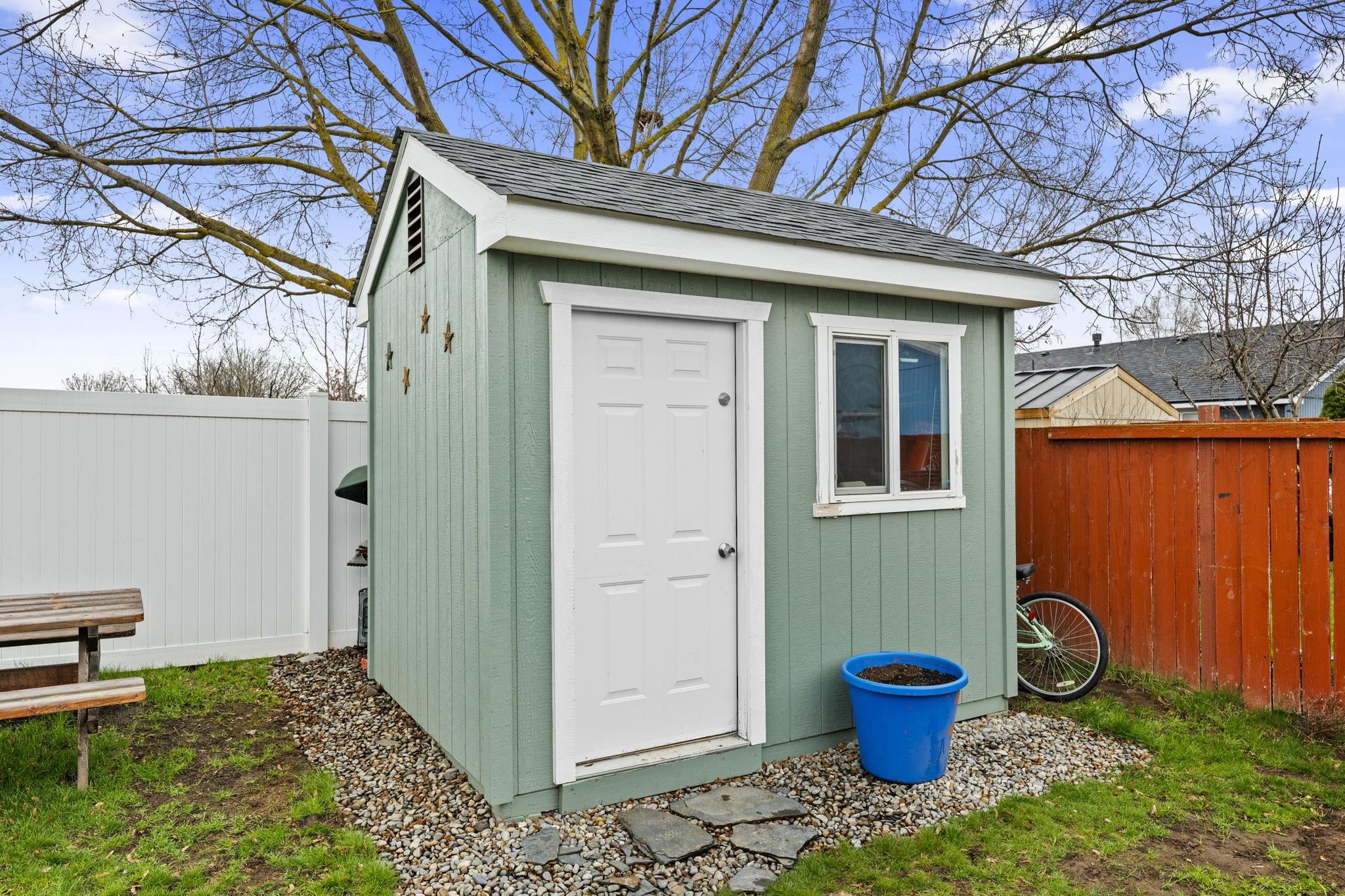 1011 S Campbell St - Photo 25