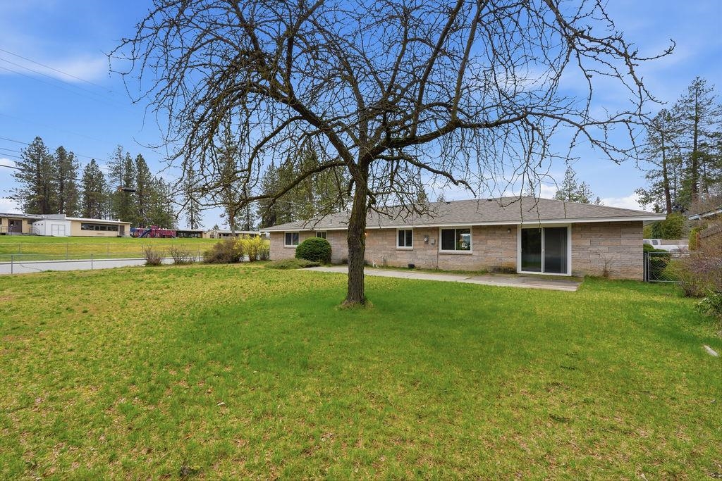 7106 N Valerie St - Photo 29