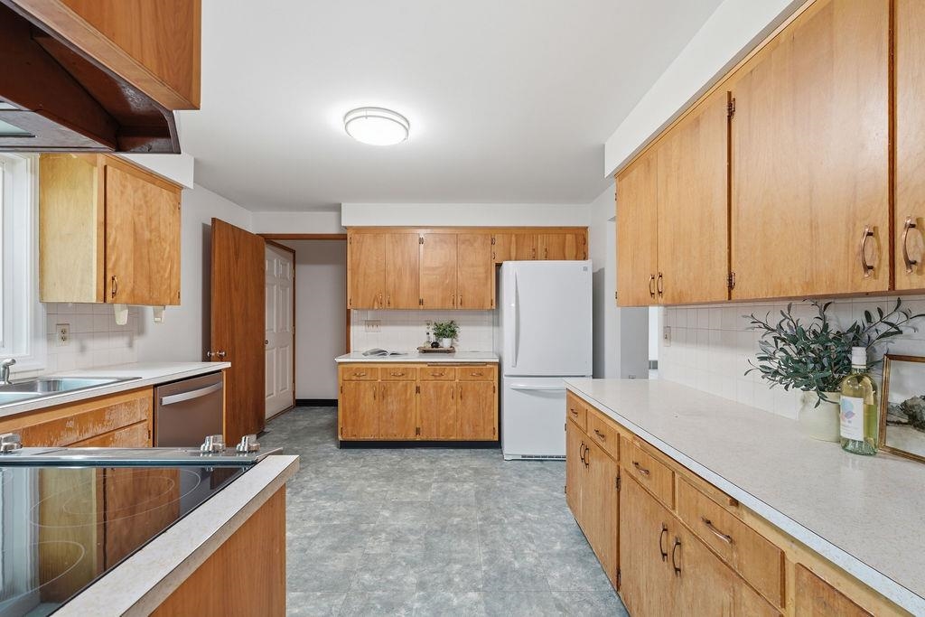 7106 N Valerie St - Photo 8