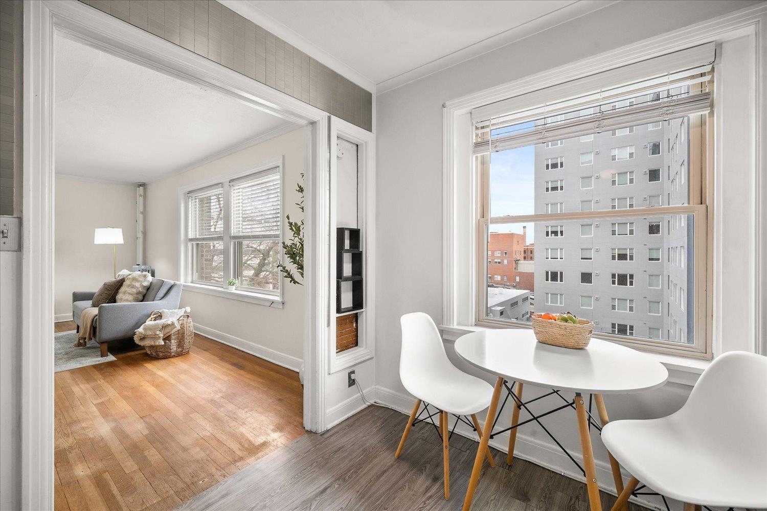 704 W 6th Ave - Photo 20
