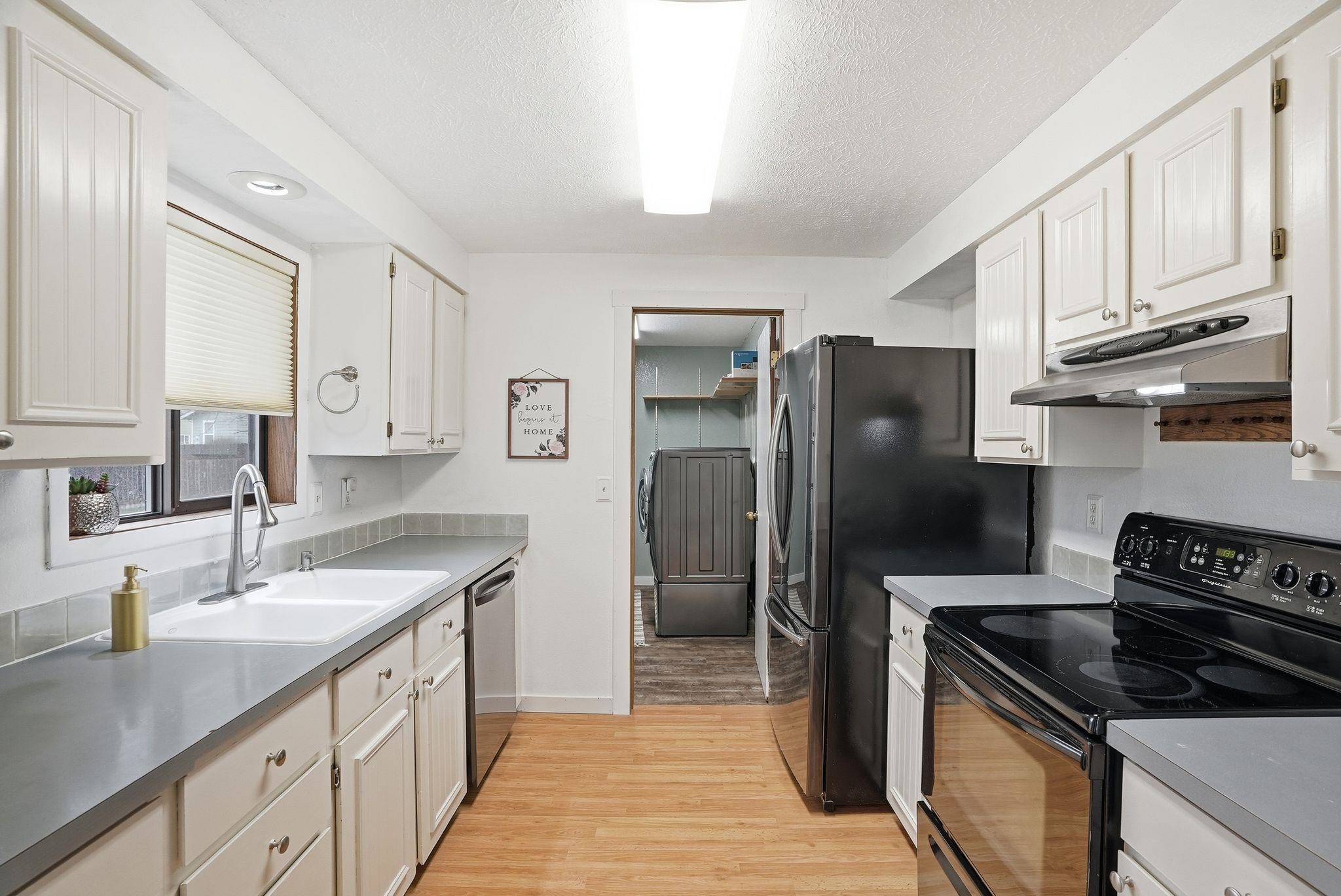 1321 E 4th Ave - Photo 13