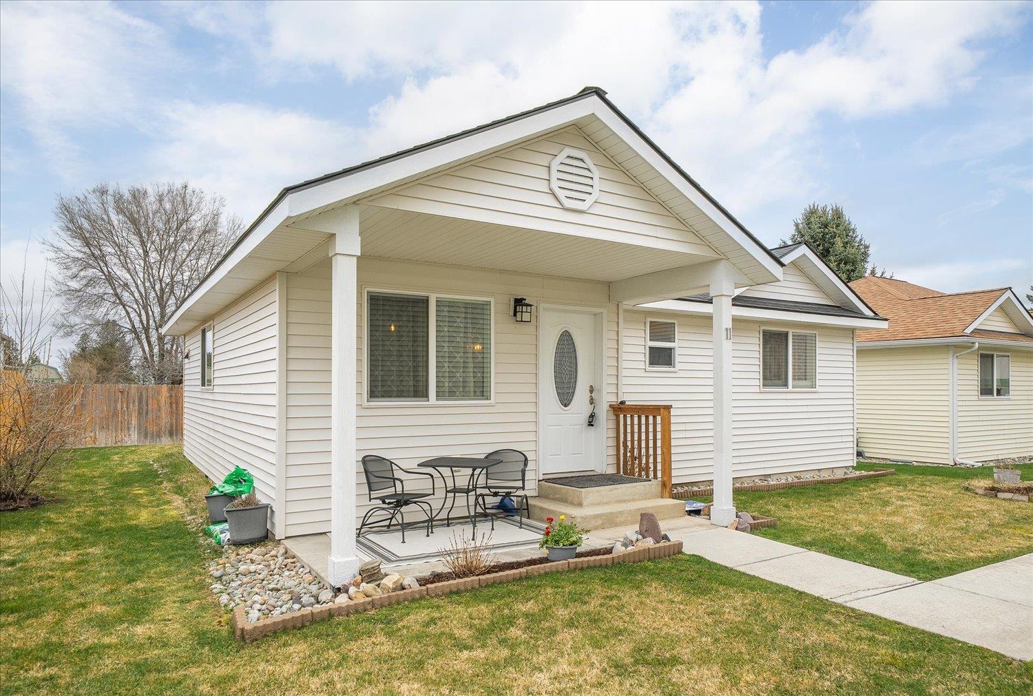 7125 N Crestline St - Photo 3