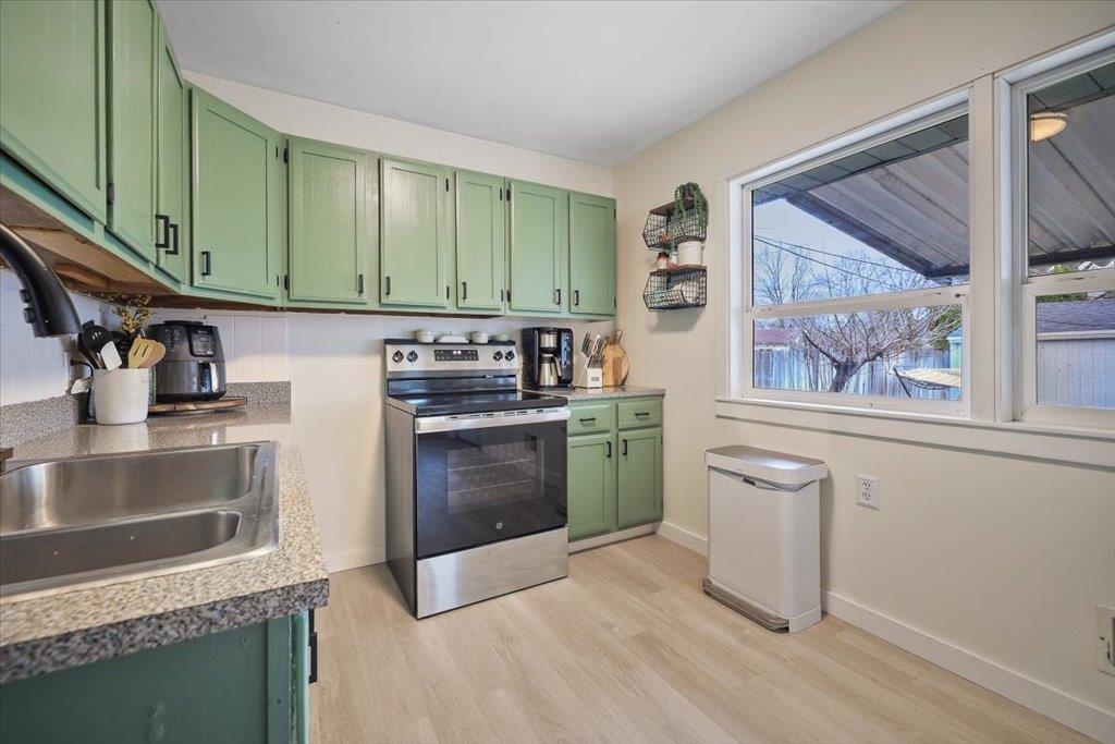 5822 N Elgin St - Photo 10
