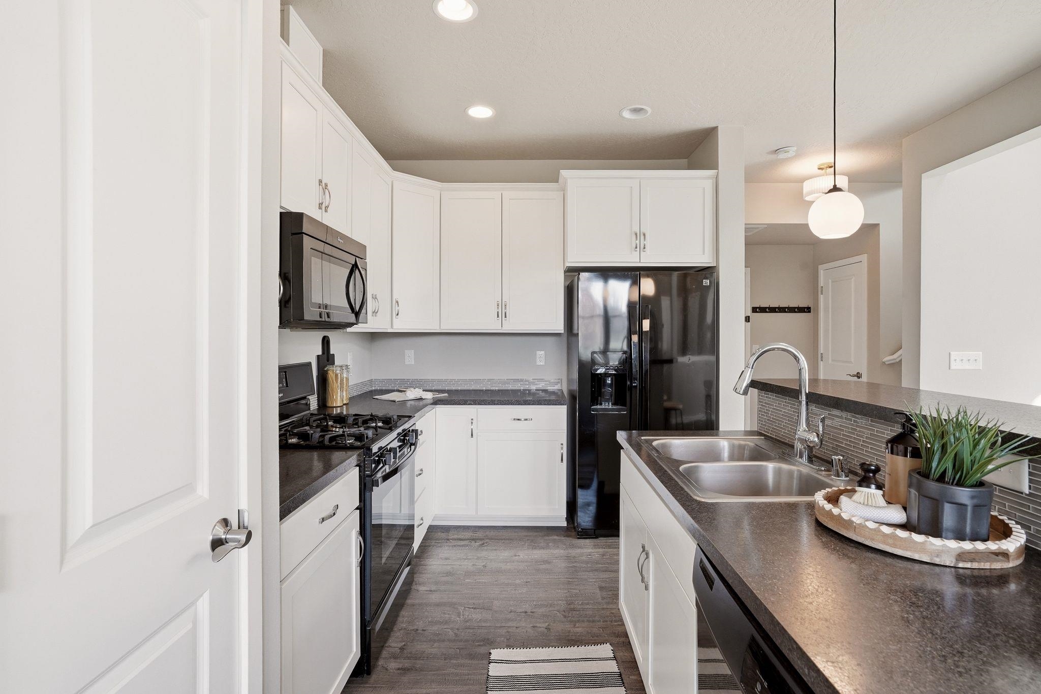2204 W Summit Pkwy - Photo 16