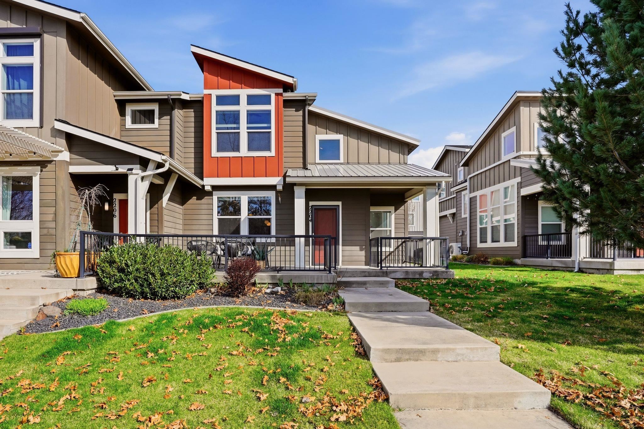 2204 W Summit Pkwy - Photo 3
