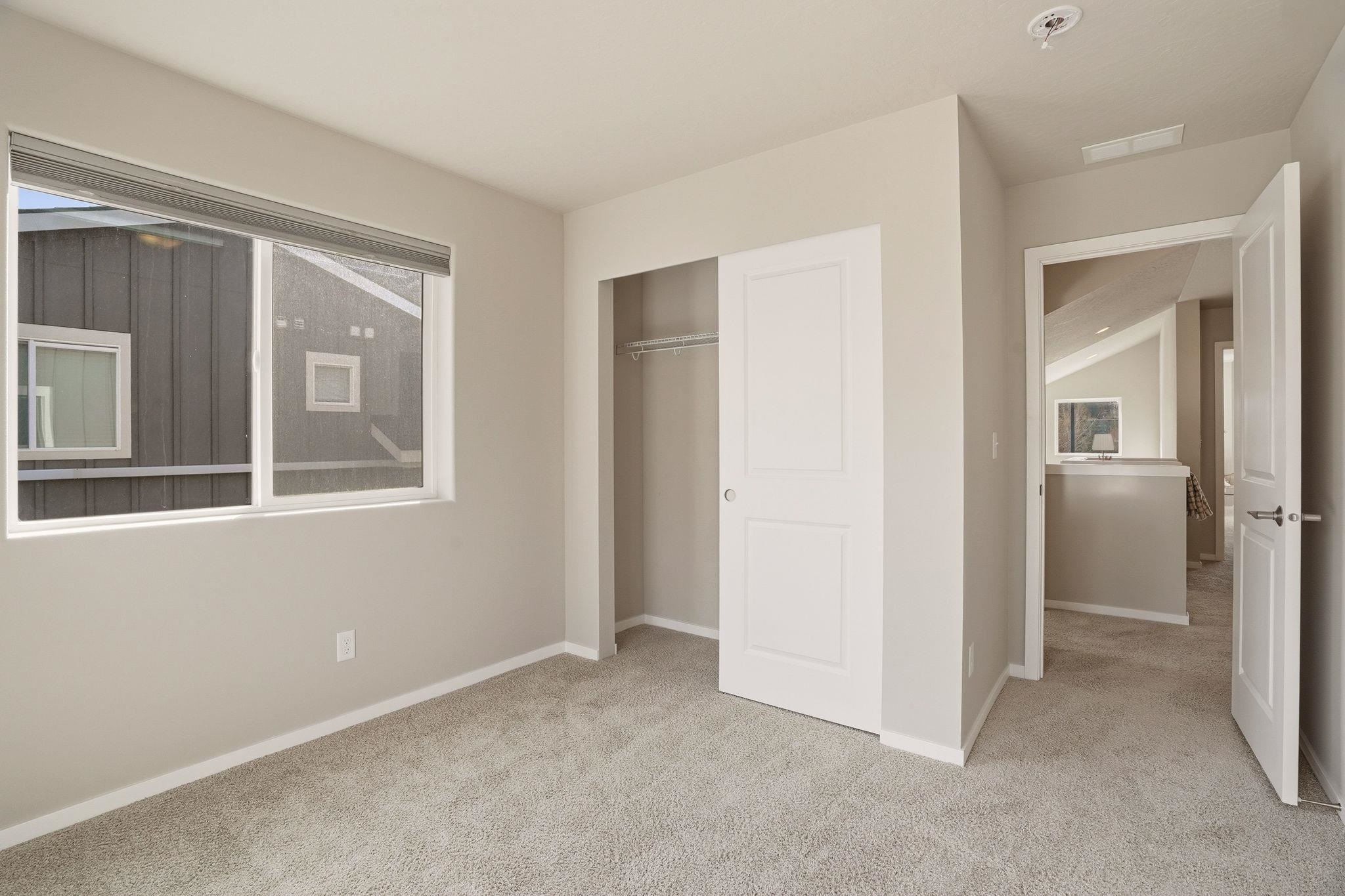 2204 W Summit Pkwy - Photo 32