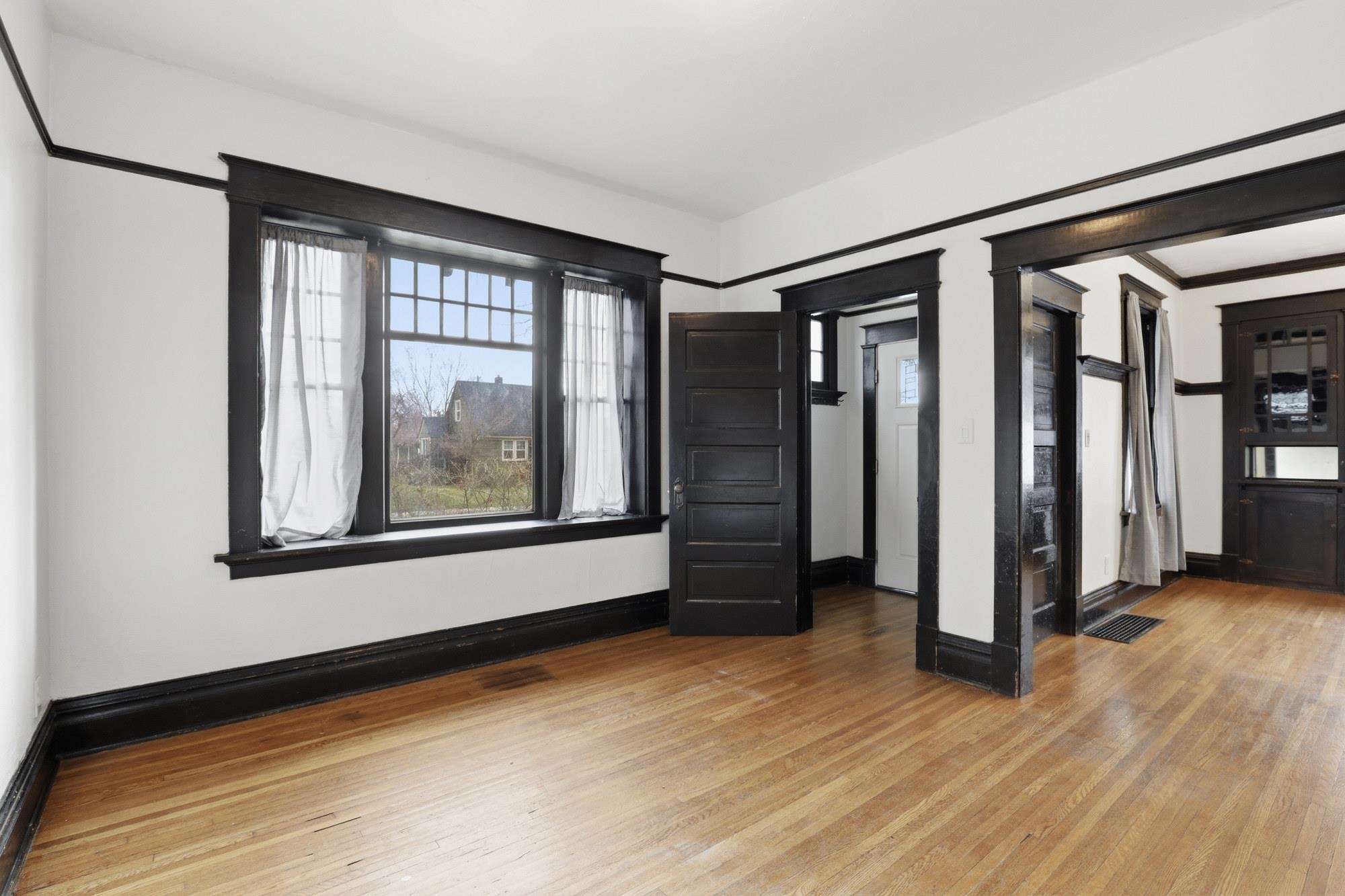 4223 N Madison St - Photo 5