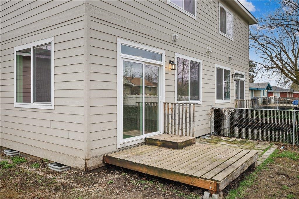 10811 E Mission Ave - Photo 34