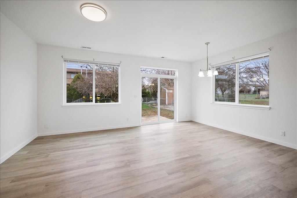 10811 E Mission Ave - Photo 9