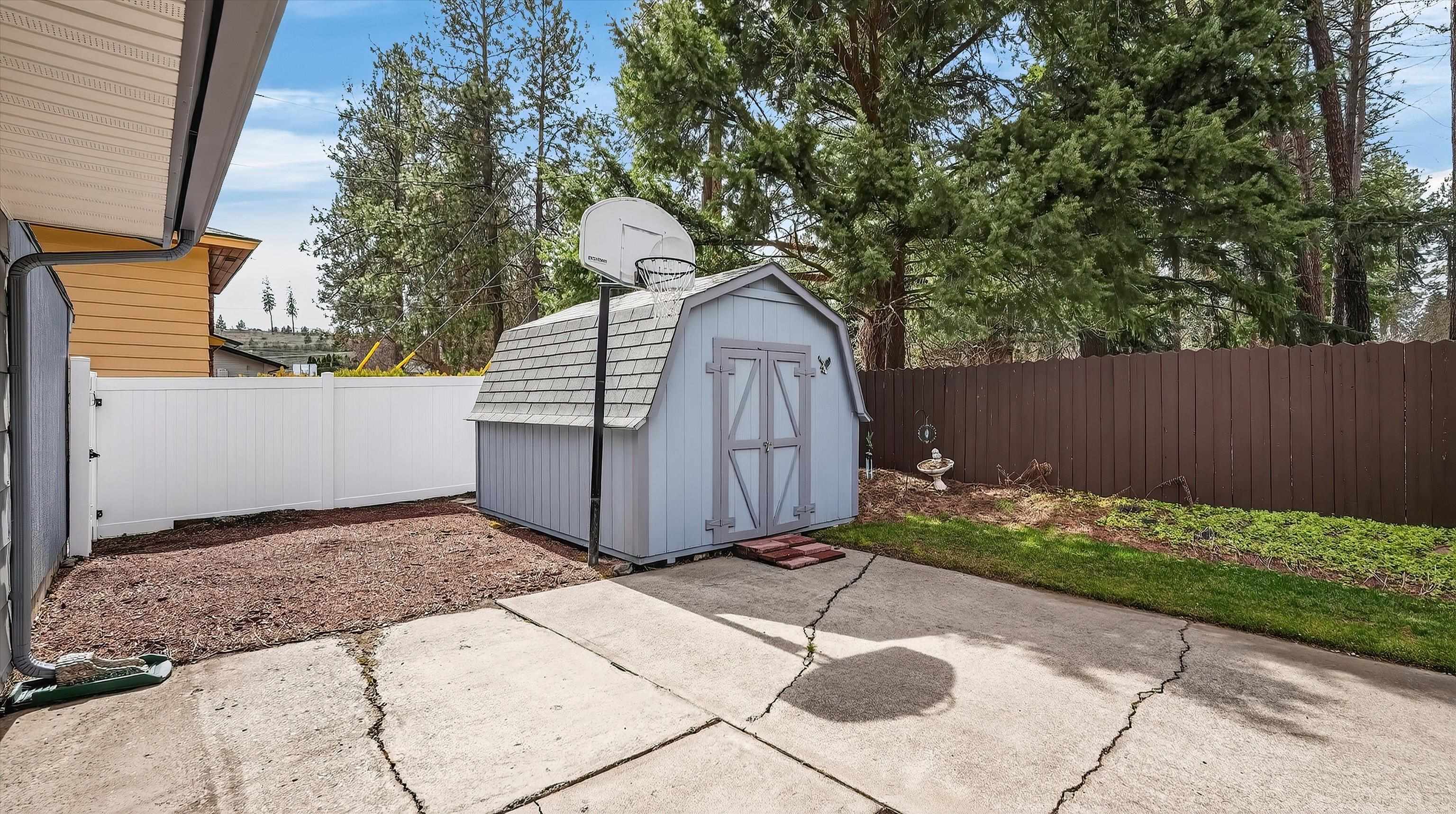 11407 N Post St - Photo 39