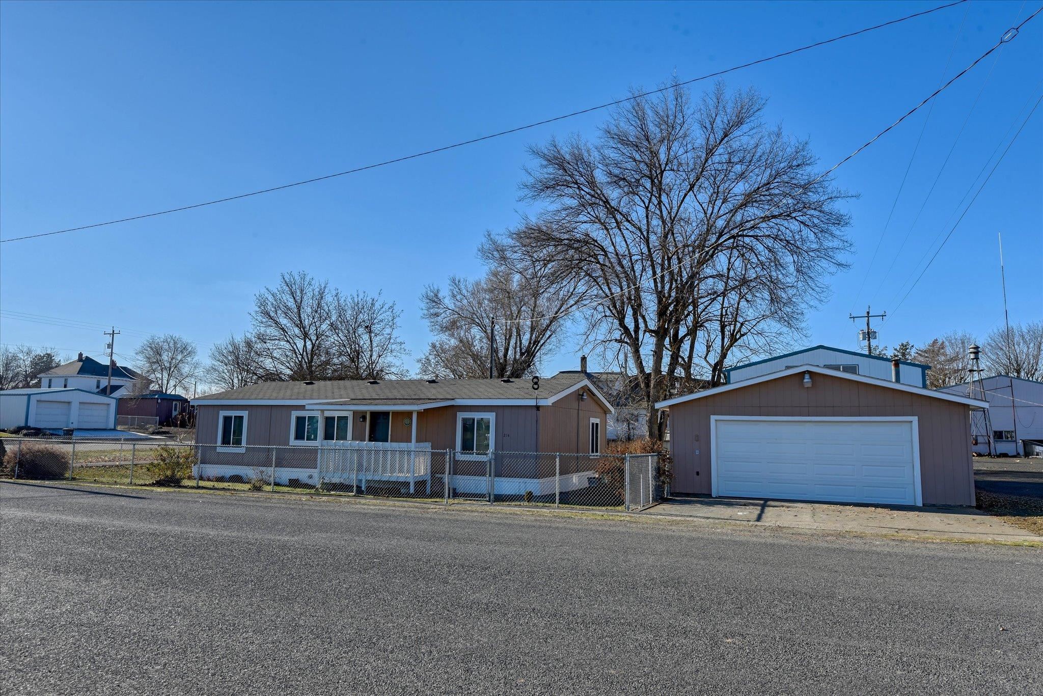 214 S B St - Photo 35