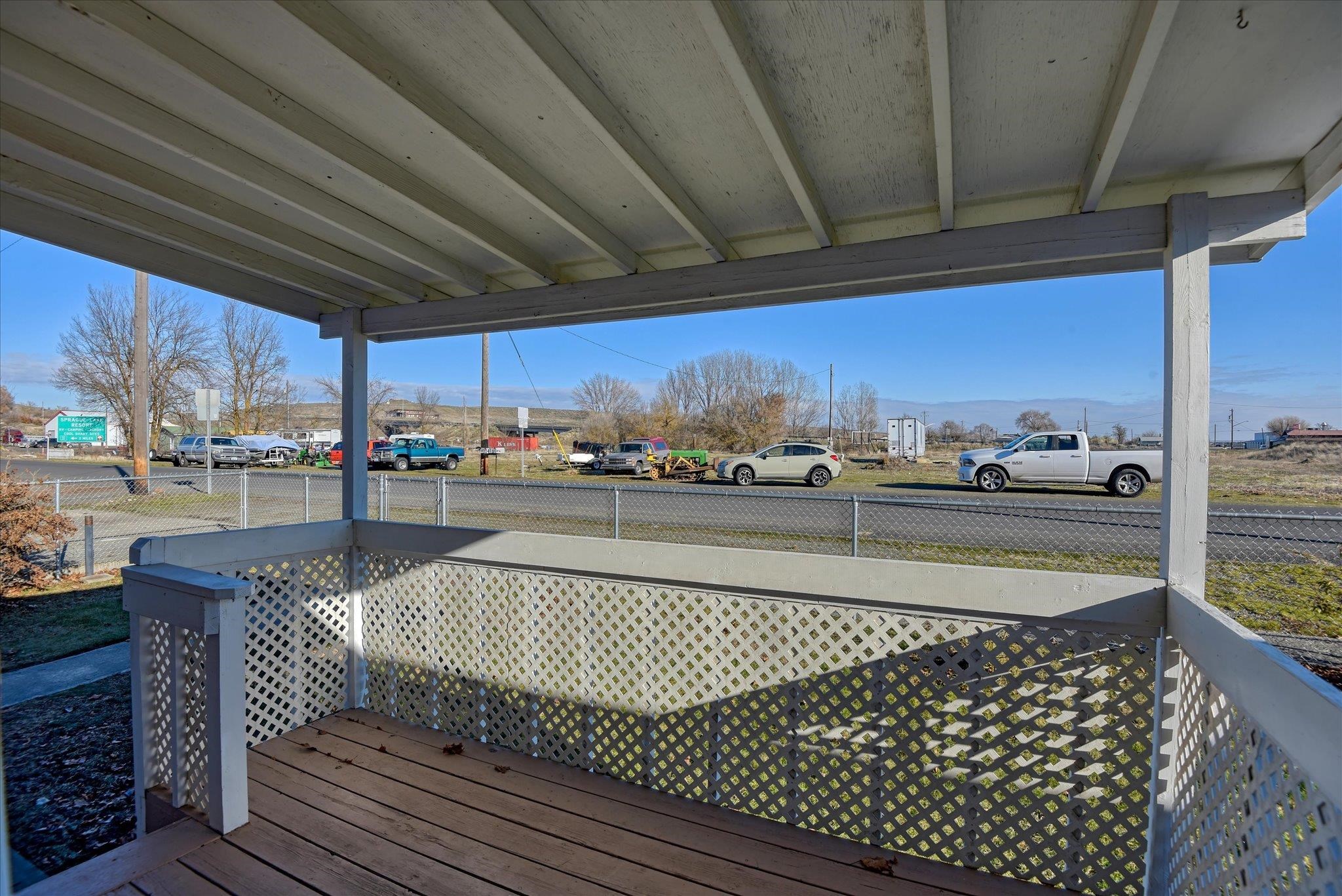 214 S B St - Photo 39