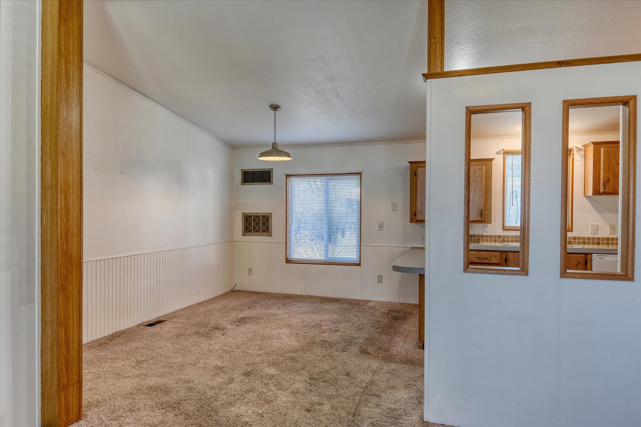 214 S B St - Photo 7