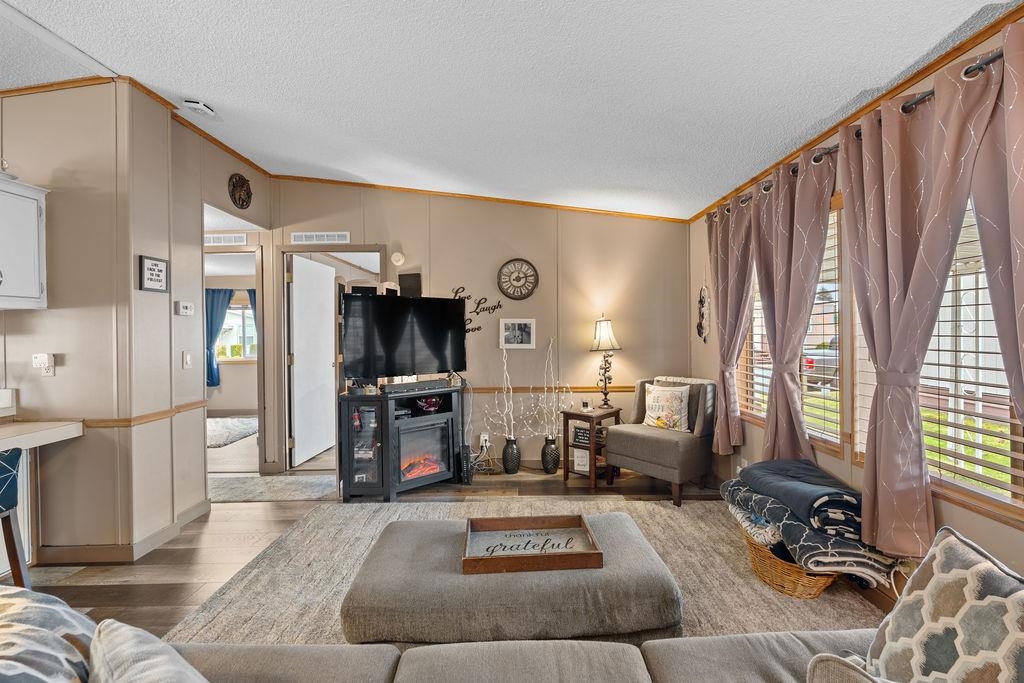 7303 N Crestline St - Photo 16