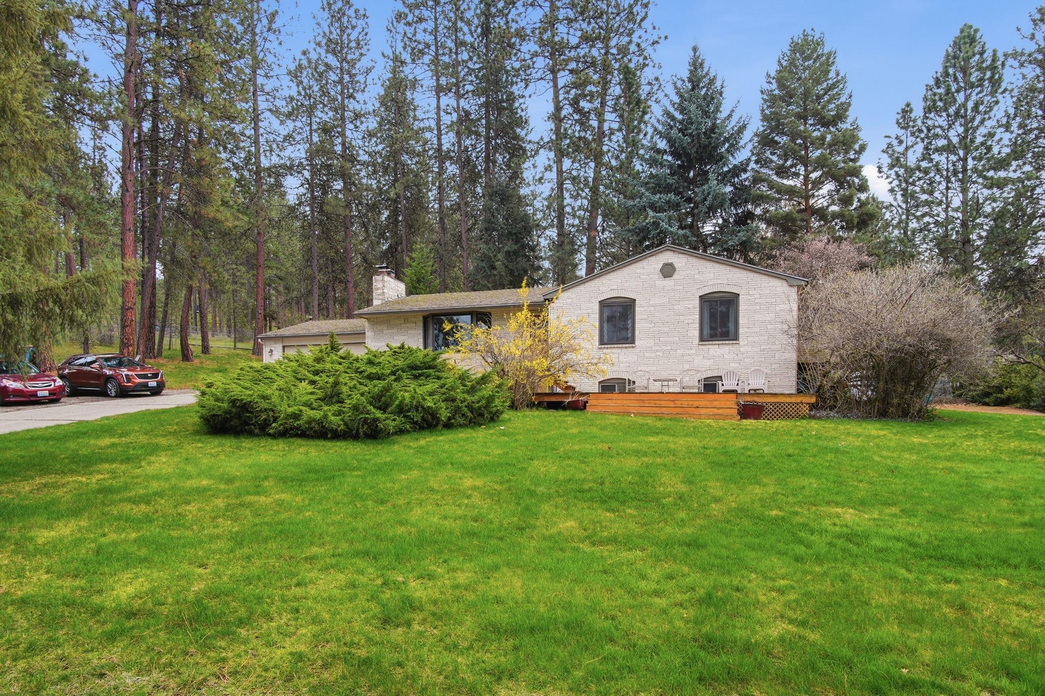 14922 E Belle Terre Ave - Photo 1