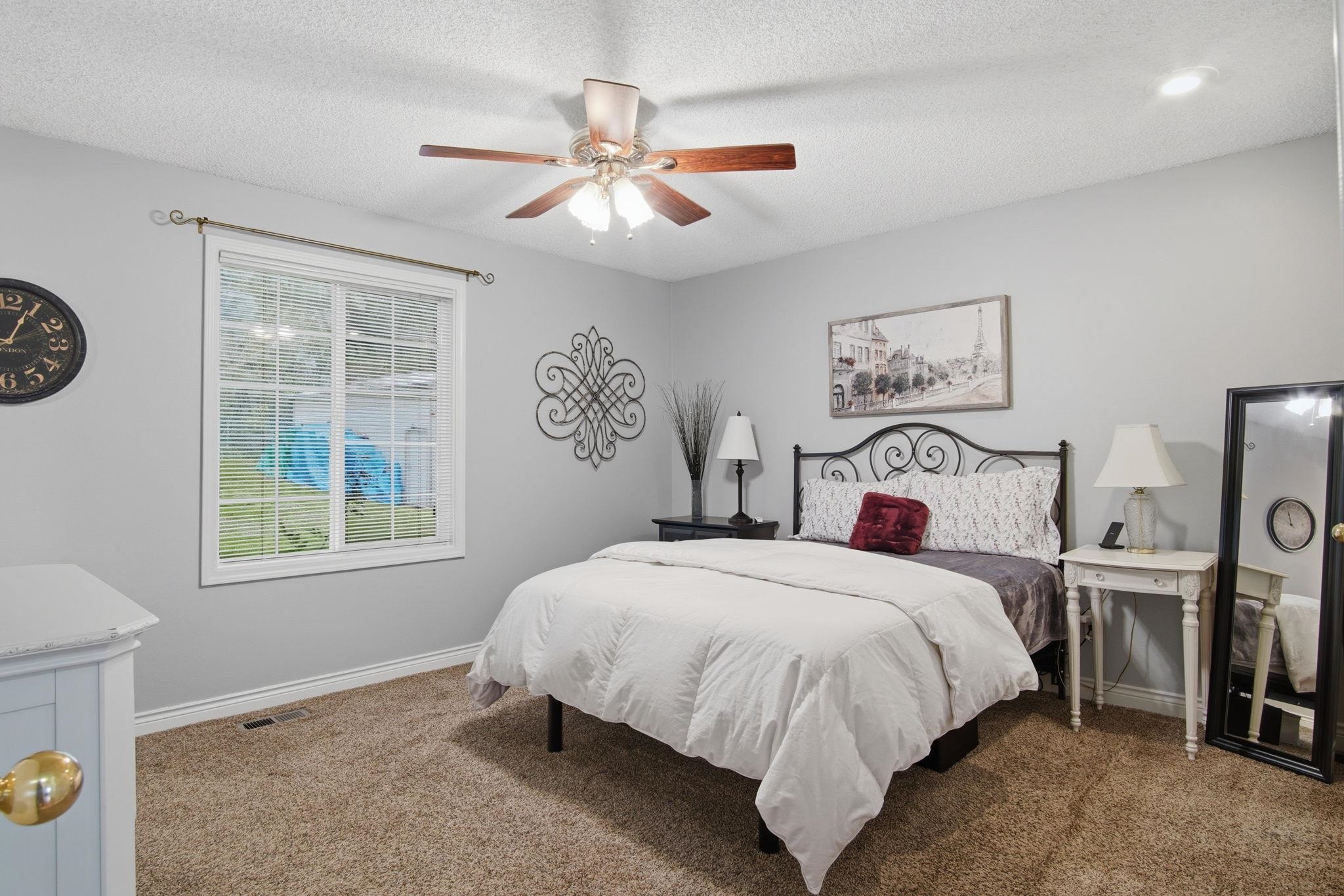14922 E Belle Terre Ave - Photo 11