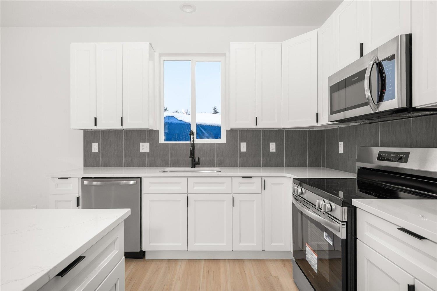 18616 E Riverway Ave - Photo 14