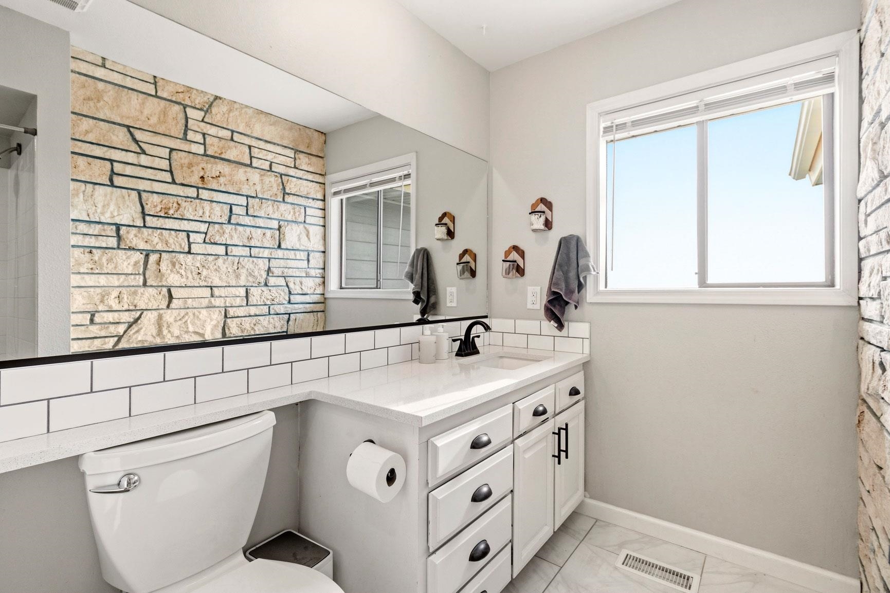 16740 E Foothills Rd - Photo 15