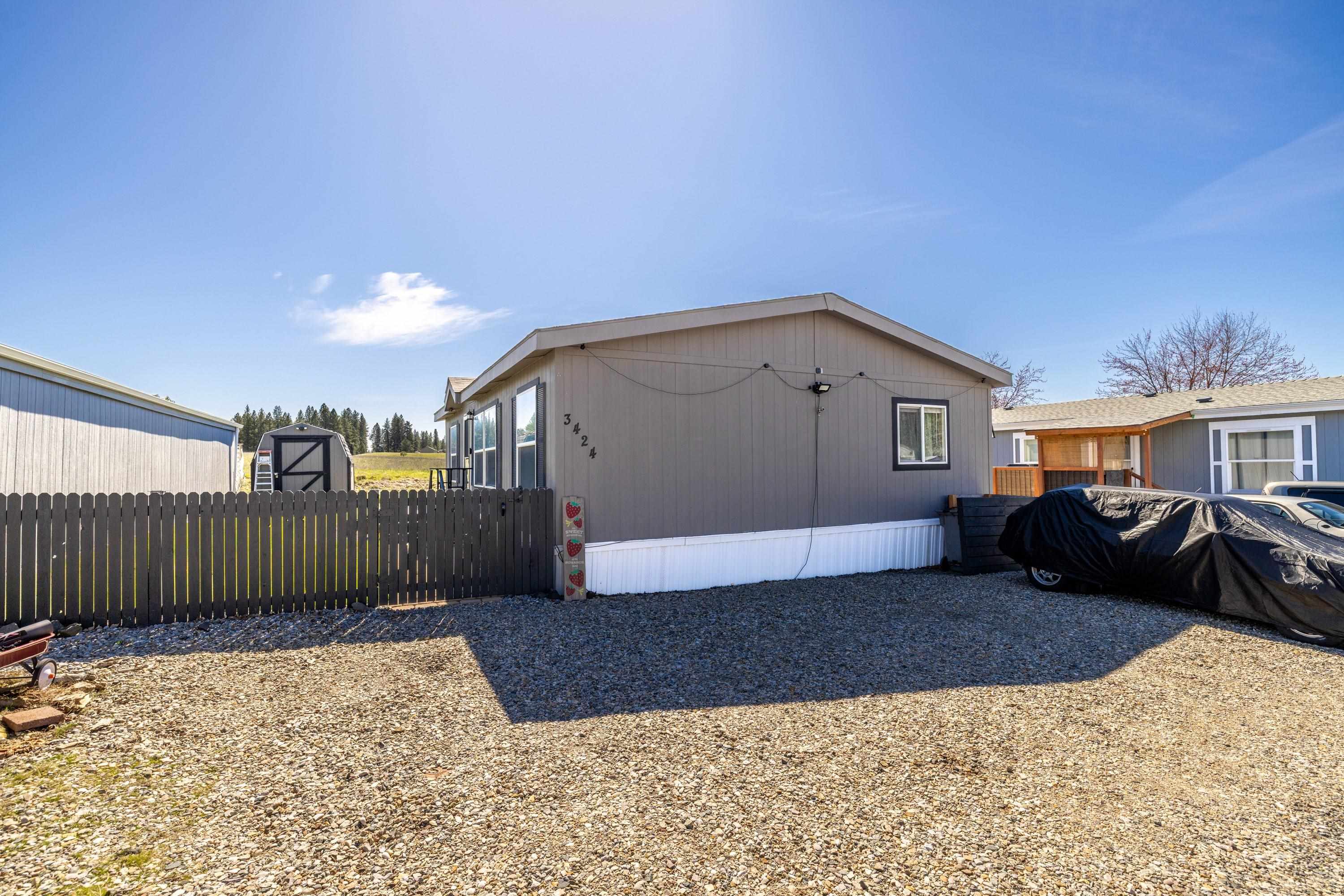 3424 E Garrison Ln - Photo 3