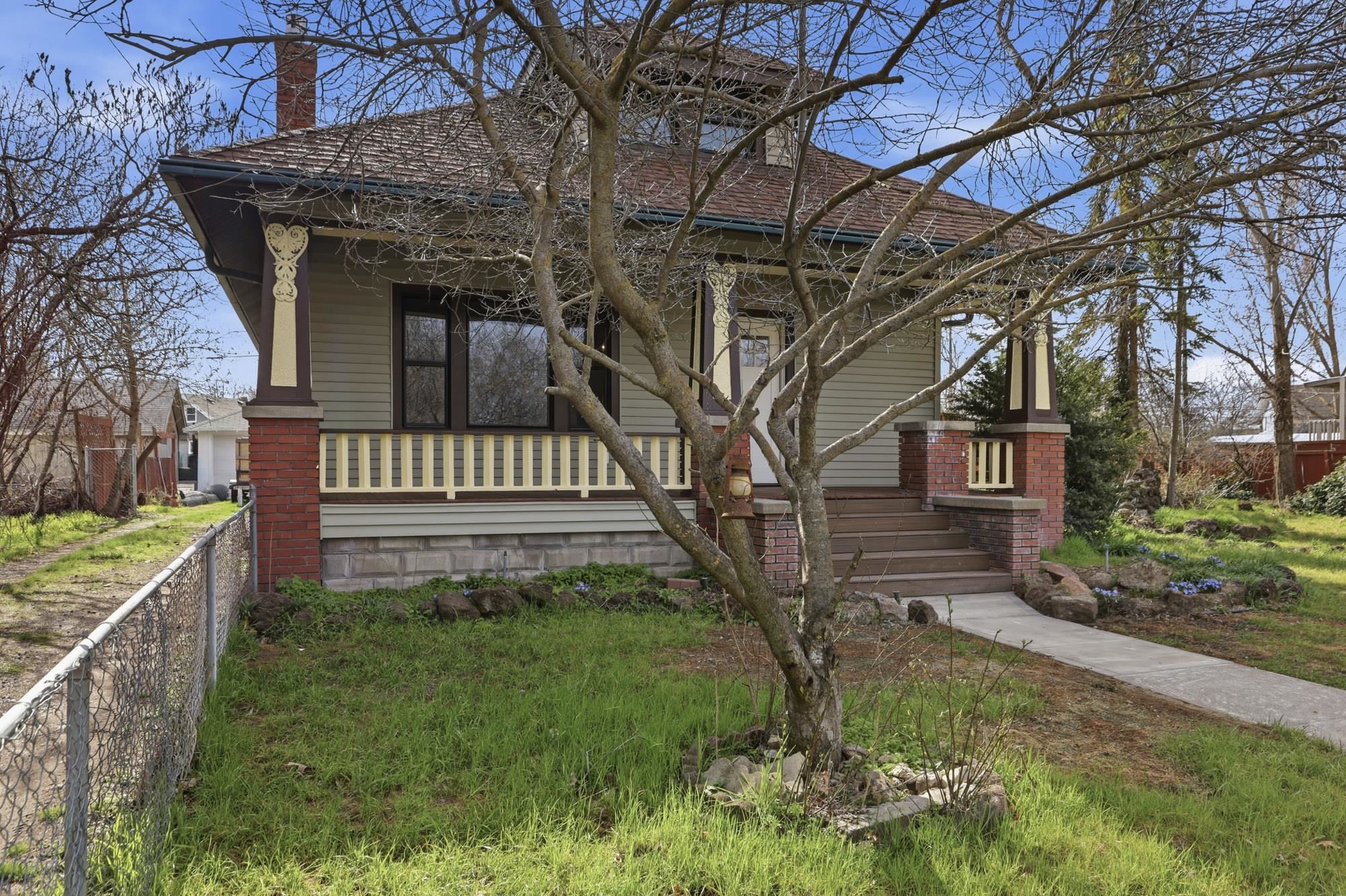 1930 E Marshall Ave - Photo 19