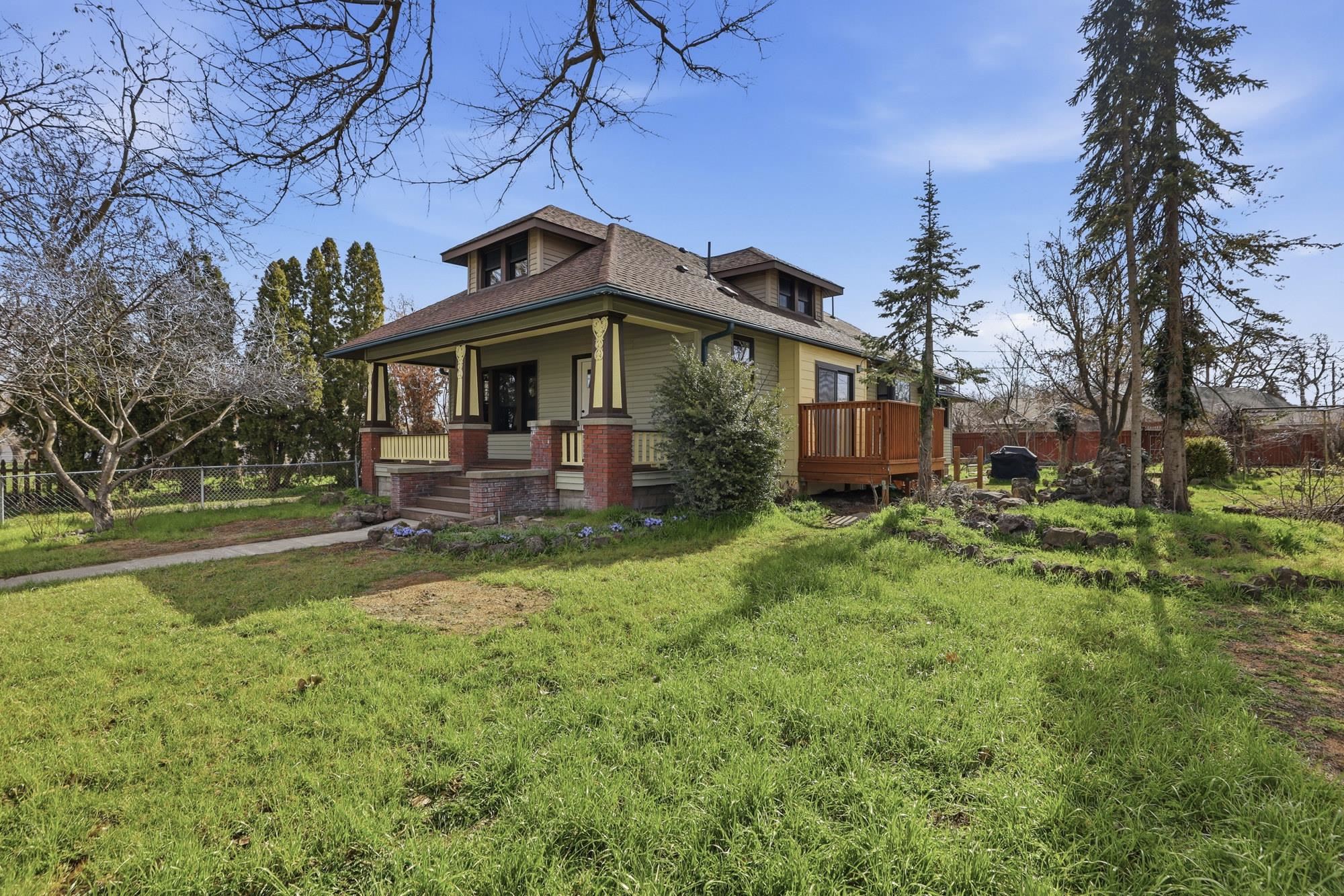 1930 E Marshall Ave - Photo 34
