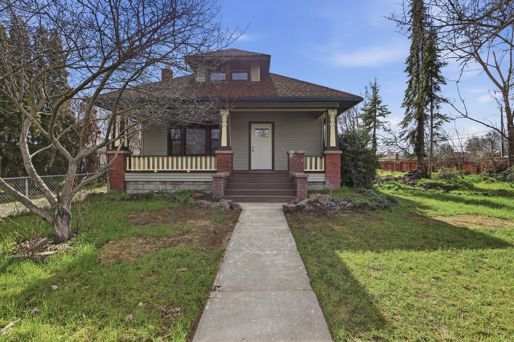 1930 E Marshall Ave - Photo 35