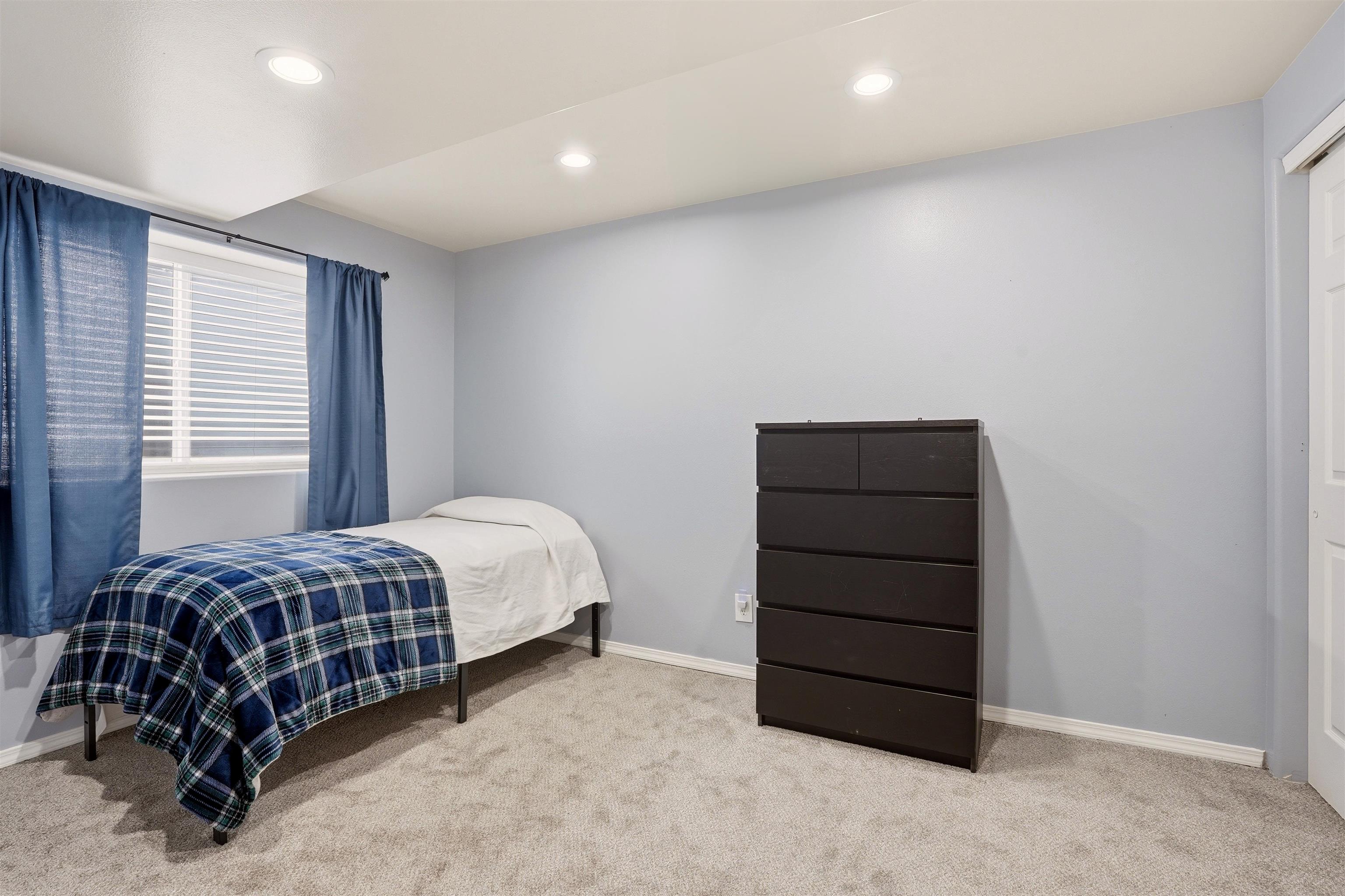 24335 Sperling Ct - Photo 16
