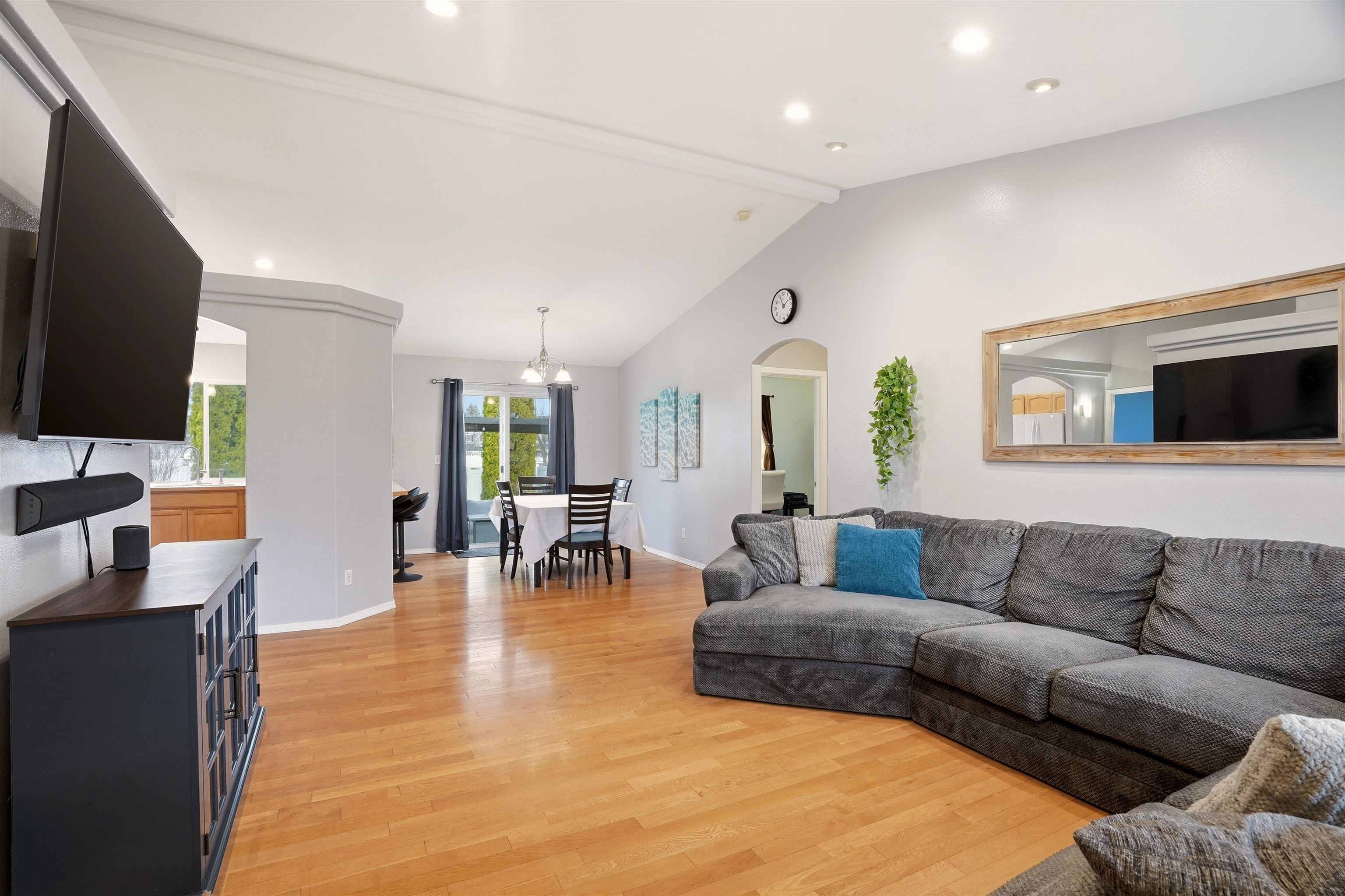 24335 Sperling Ct - Photo 3
