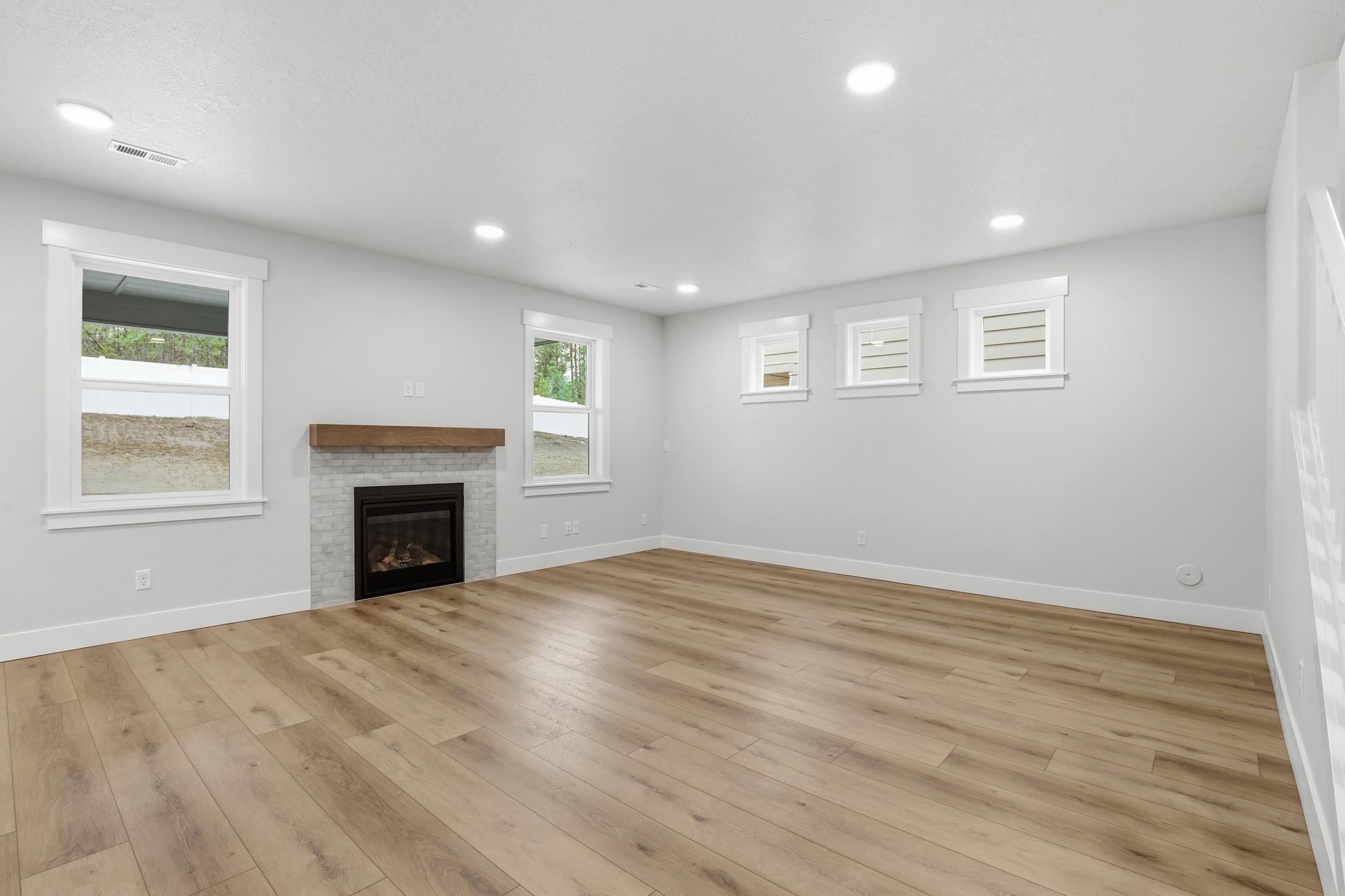 1528 W 67th Ave - Photo 4