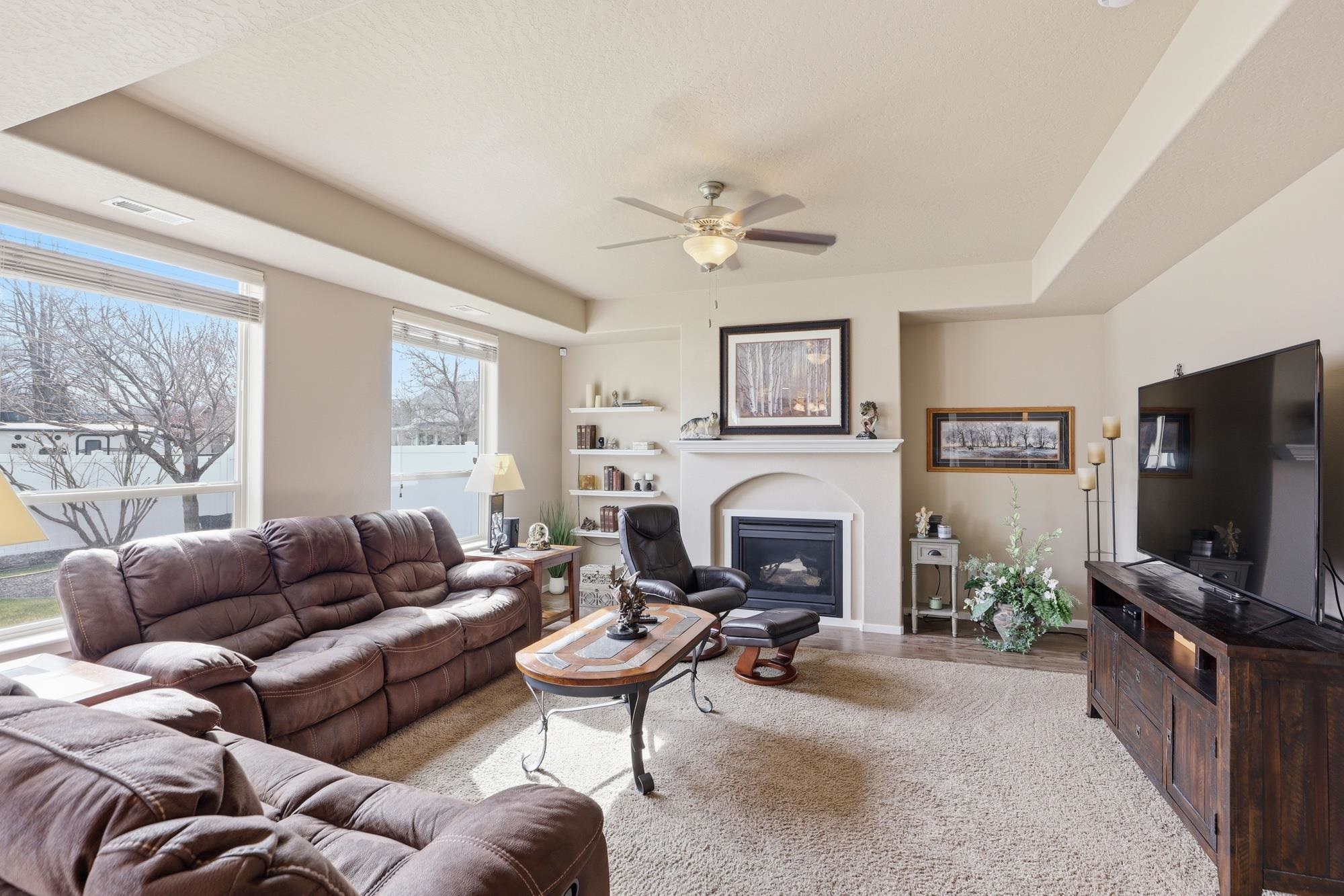501 S St Charles St - Photo 4