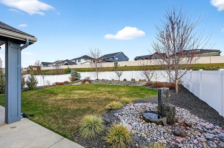 24685 E Blue Ridge Ave - Photo 3