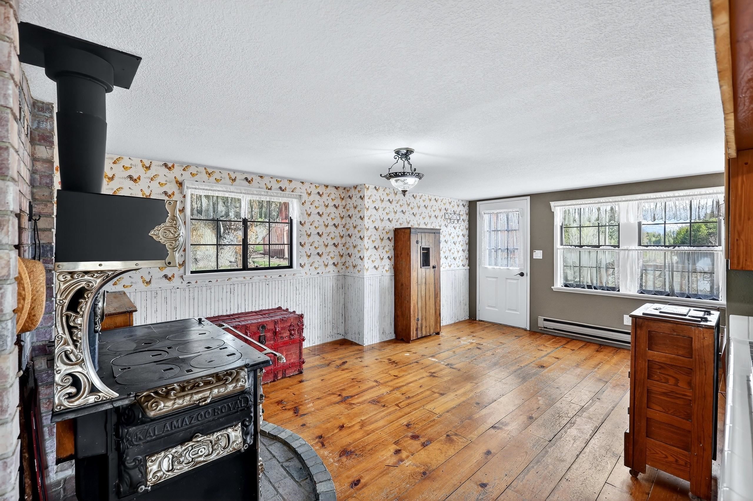 131 Country Ln - Photo 5