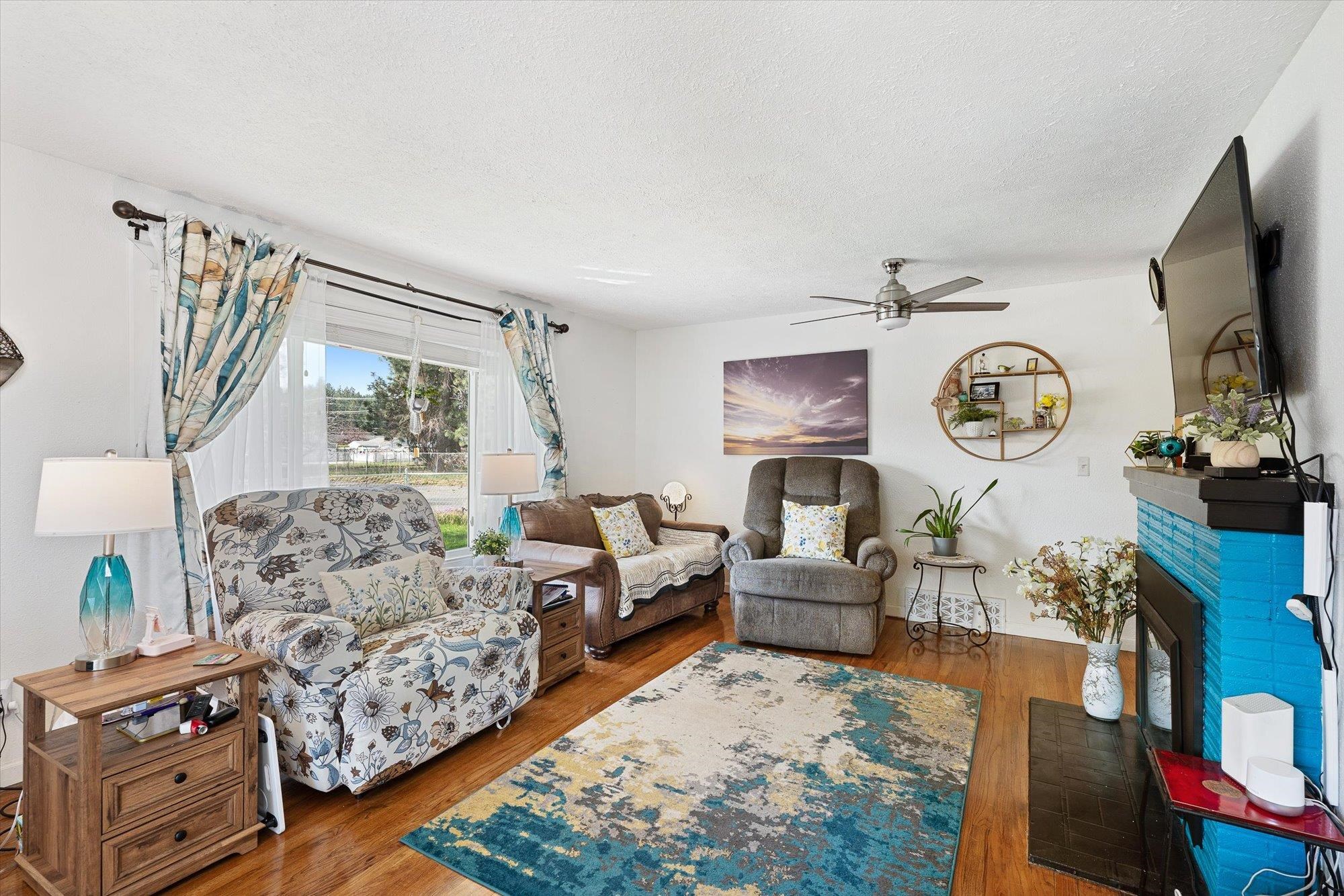 6719 E 9th Ave - Photo 4