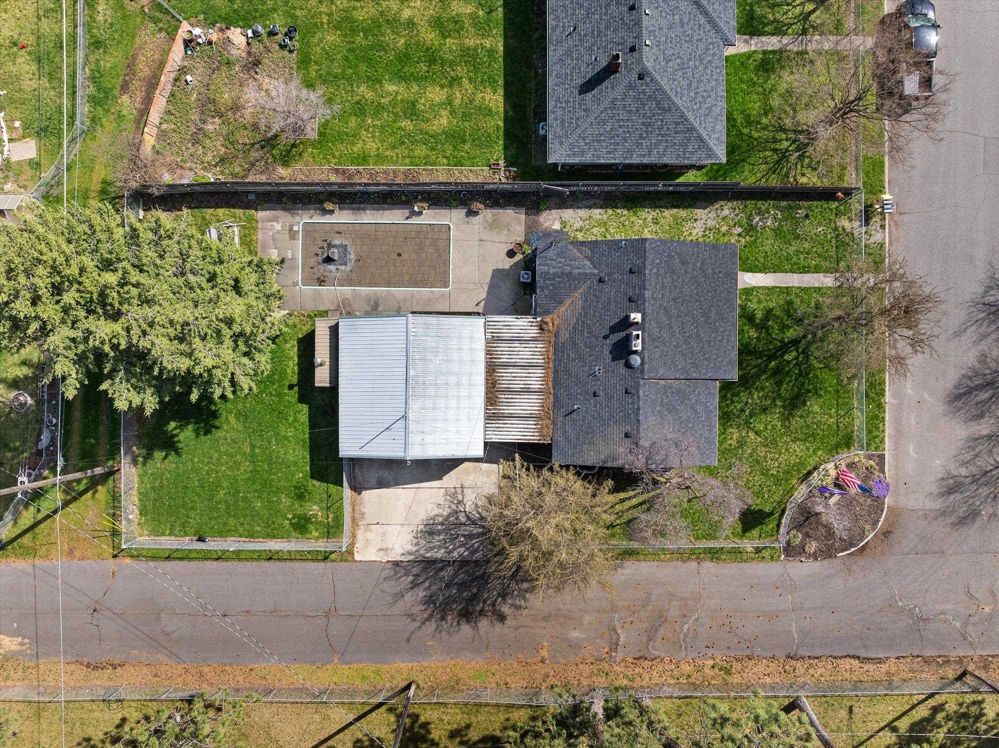 6719 E 9th Ave - Photo 33