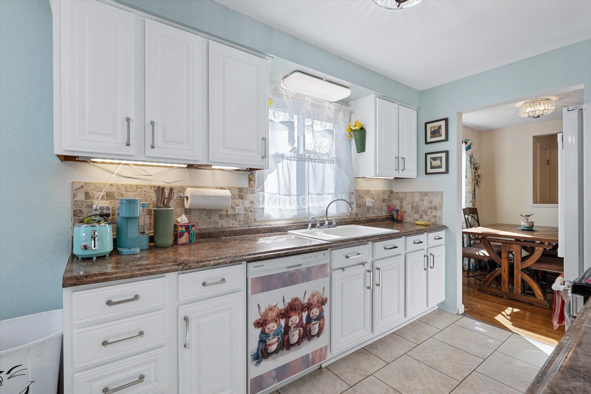 6719 E 9th Ave - Photo 8