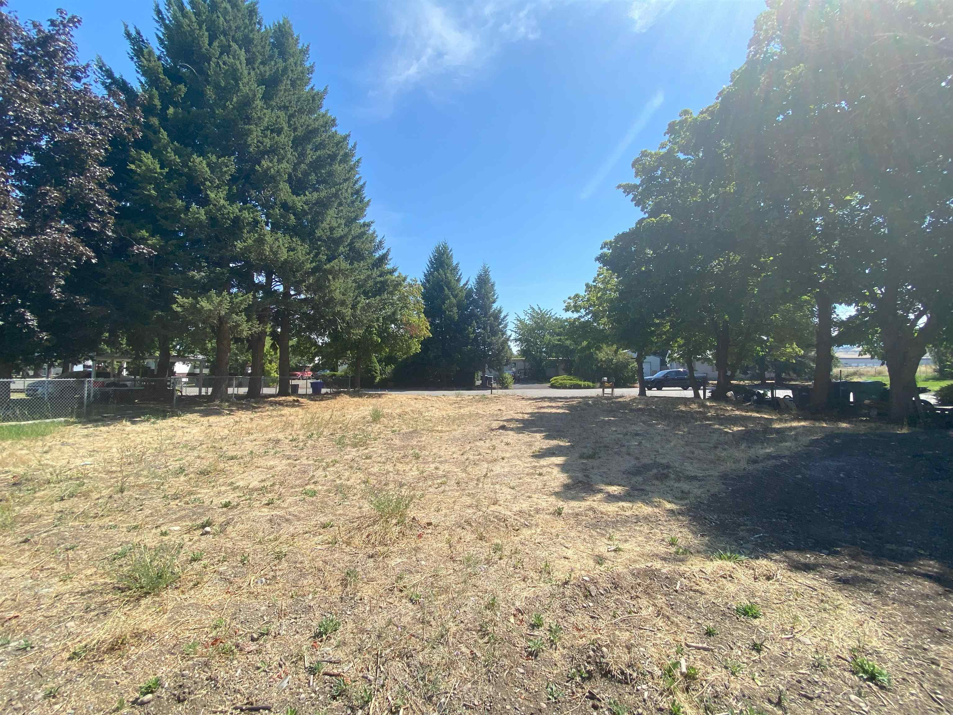 1415 N Caufield Ct - Photo 3
